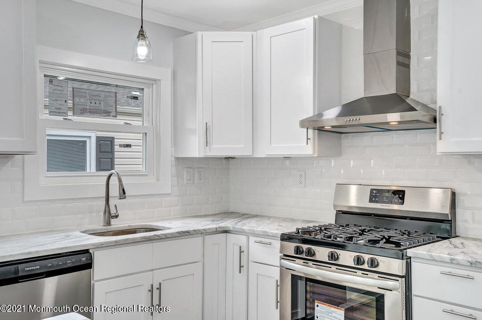385 Costa Mesa Dr, Toms River NJ  08757-5734 exterior