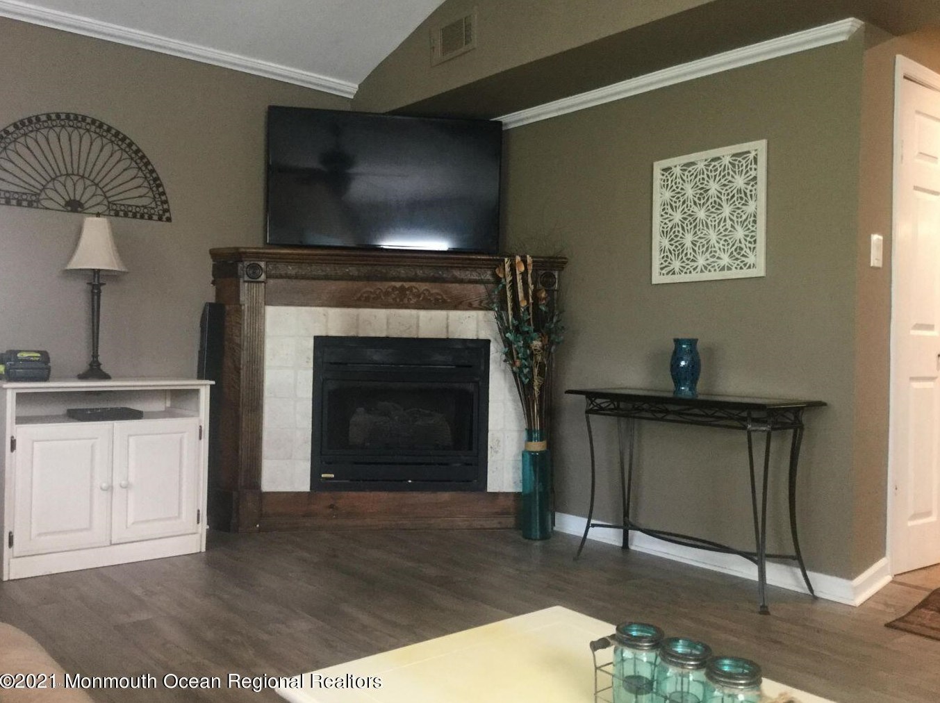 451 Wells Ave, Oakhurst NJ  07755-1445 exterior