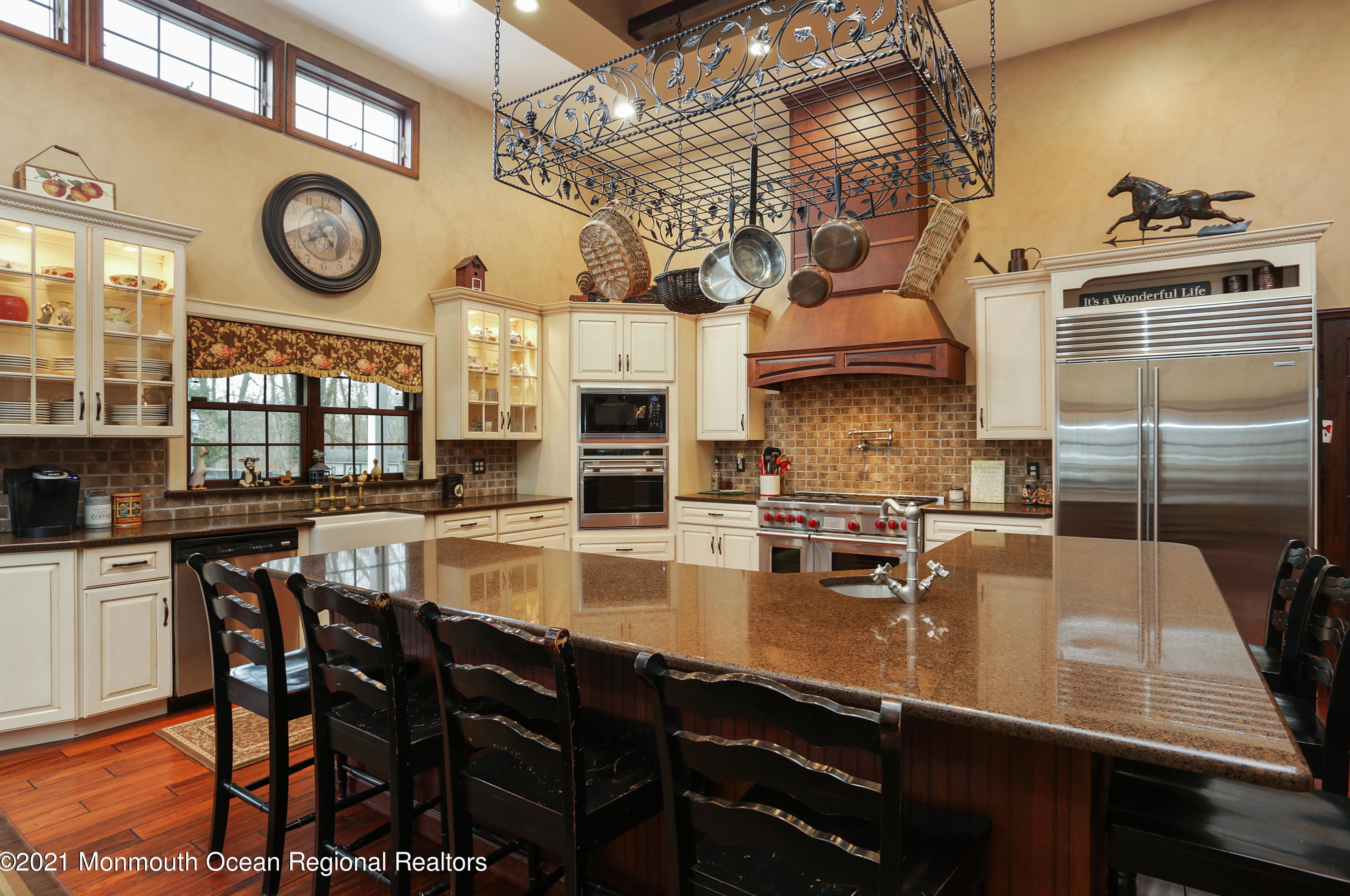 60 Creamery Rd, Vanderburg NJ  07722-1565 exterior