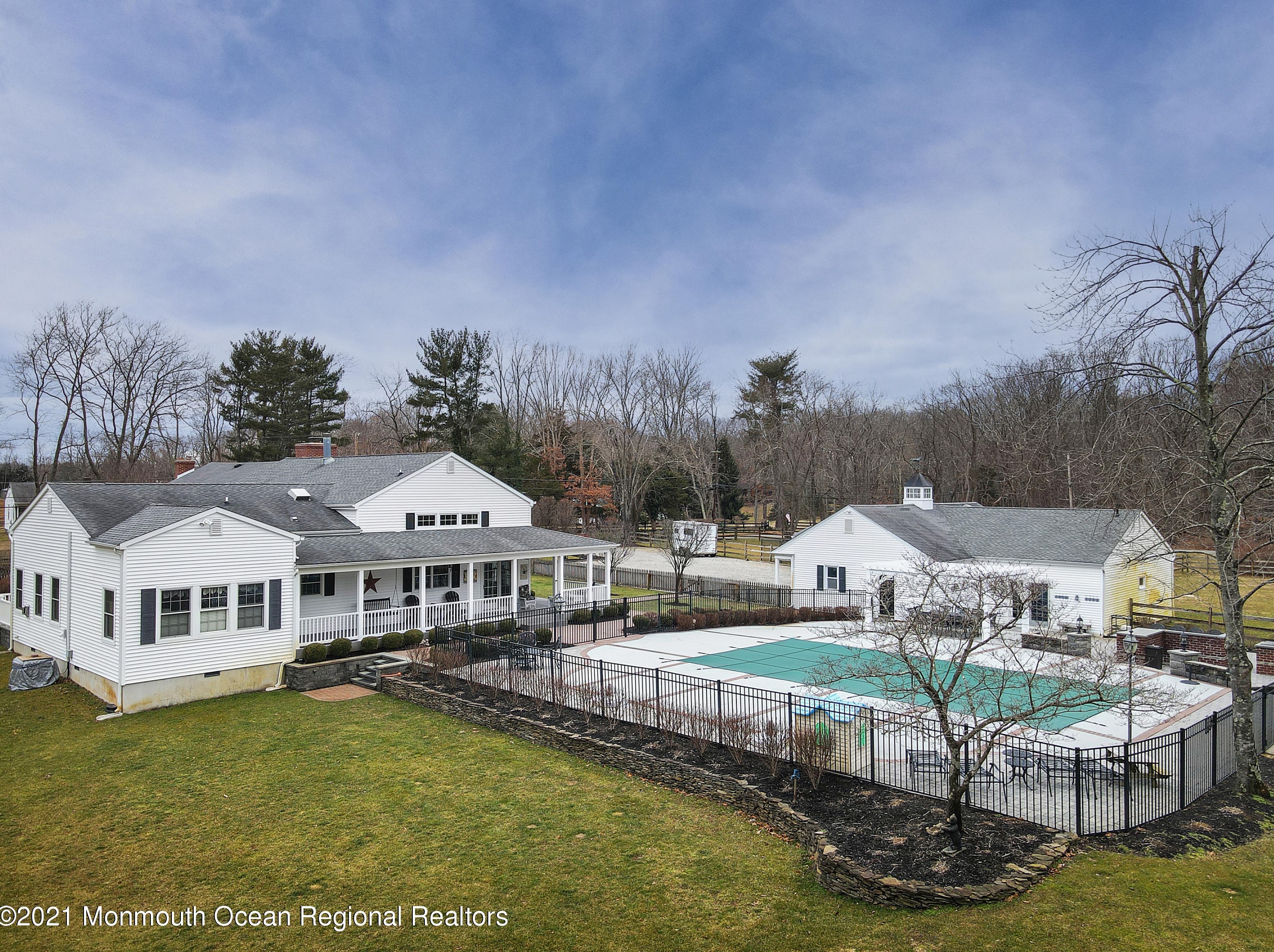 60 Creamery Rd, Vanderburg NJ  07722-1565 exterior