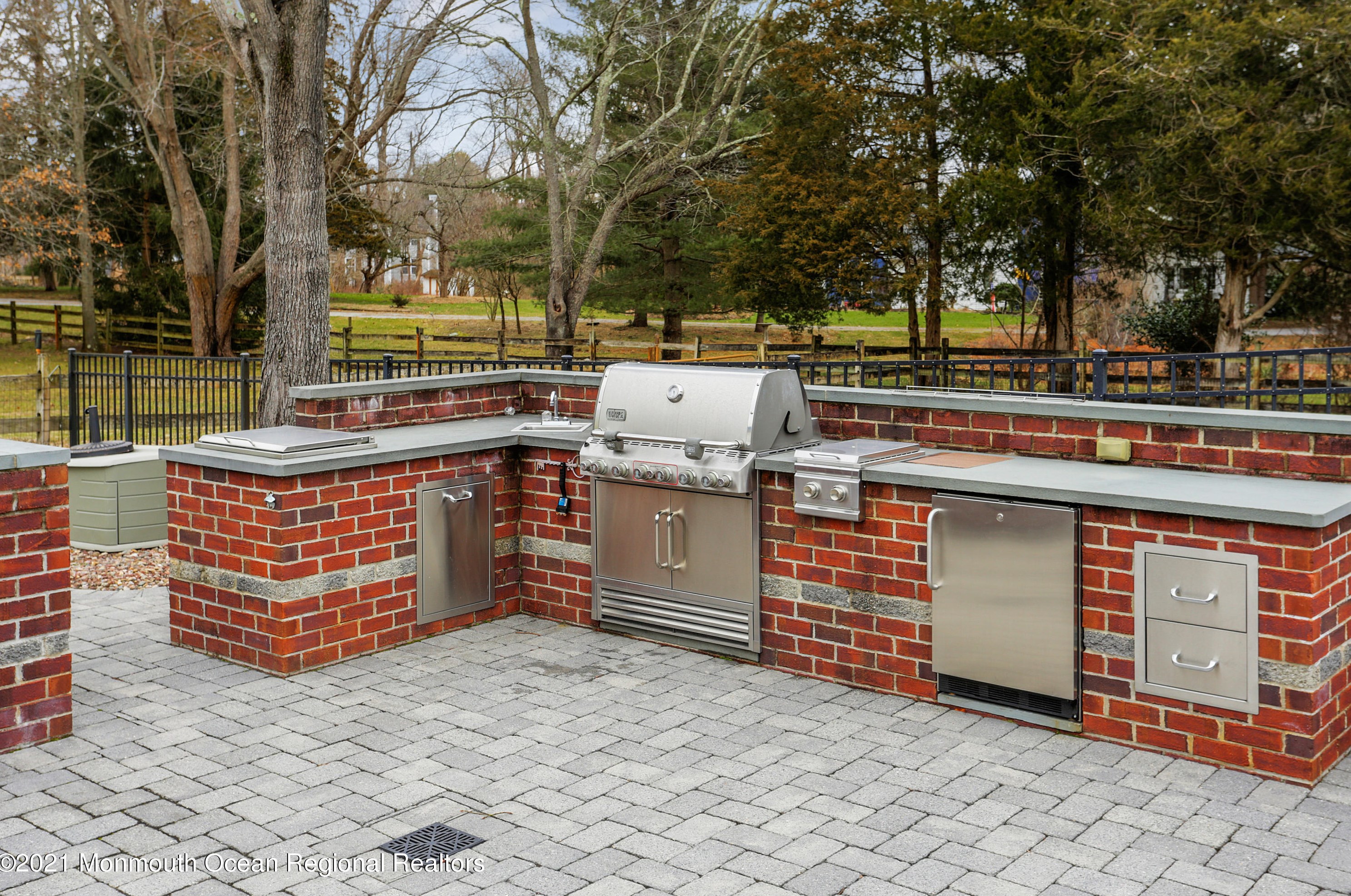 60 Creamery Rd, Vanderburg NJ  07722-1565 exterior