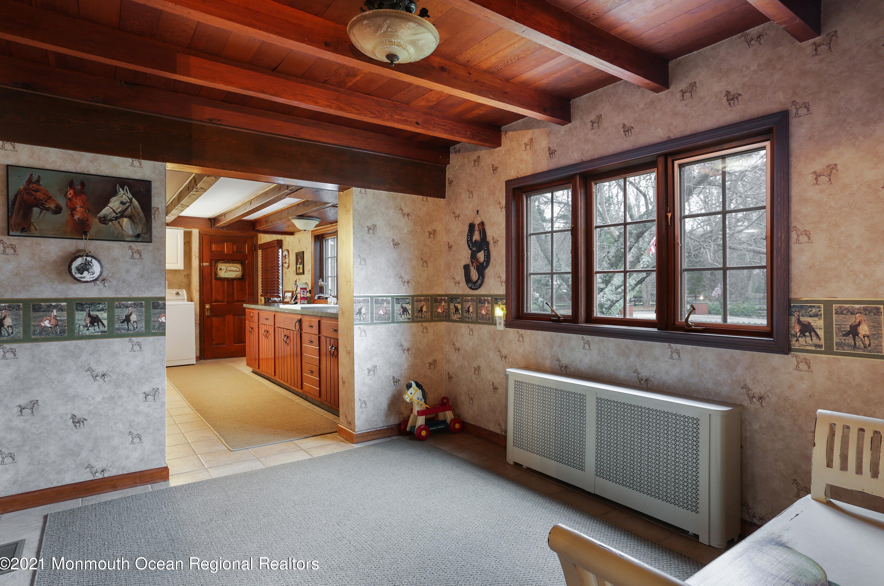 60 Creamery Rd, Vanderburg NJ  07722-1565 exterior