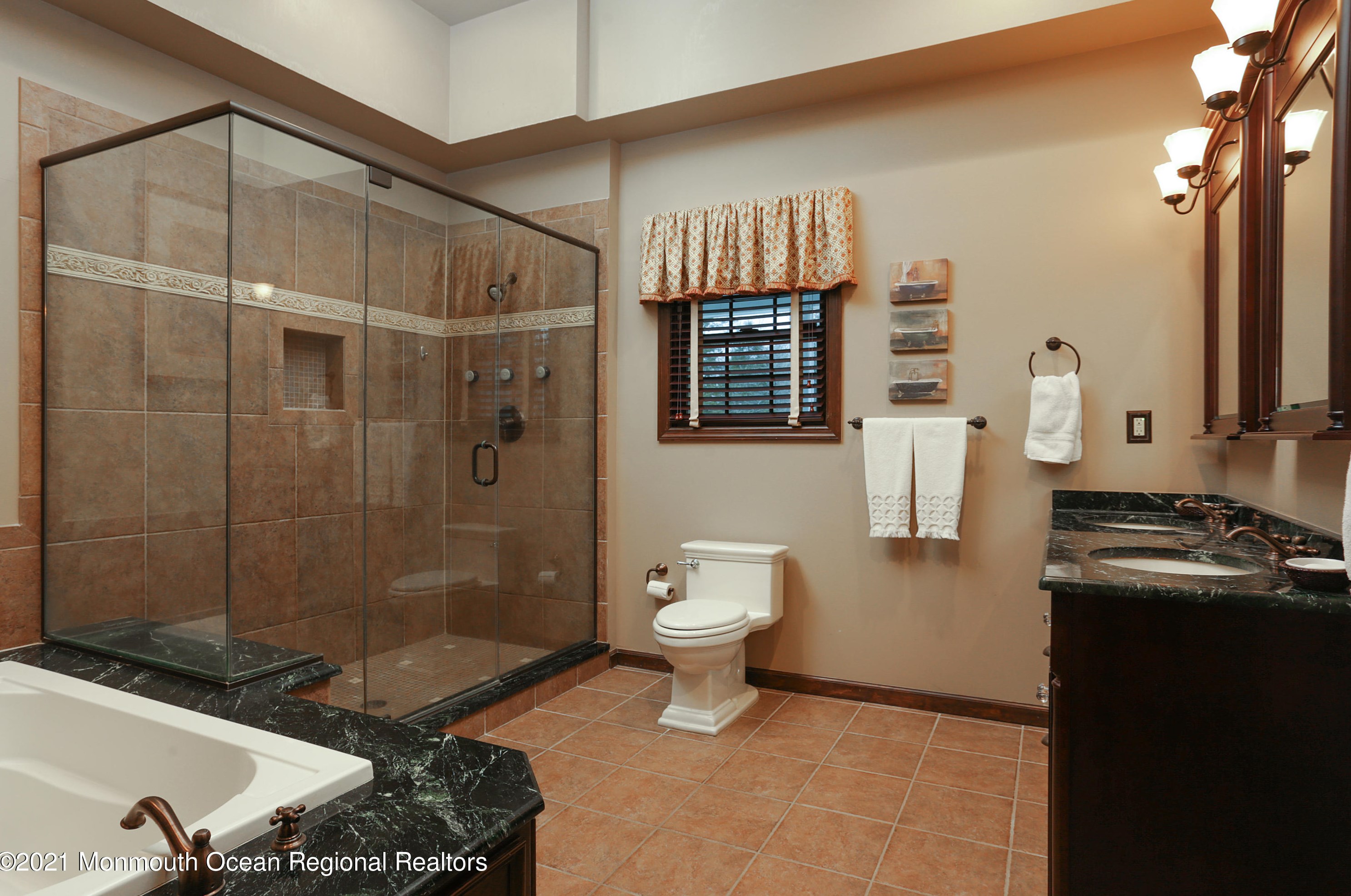 60 Creamery Rd, Vanderburg NJ  07722-1565 exterior