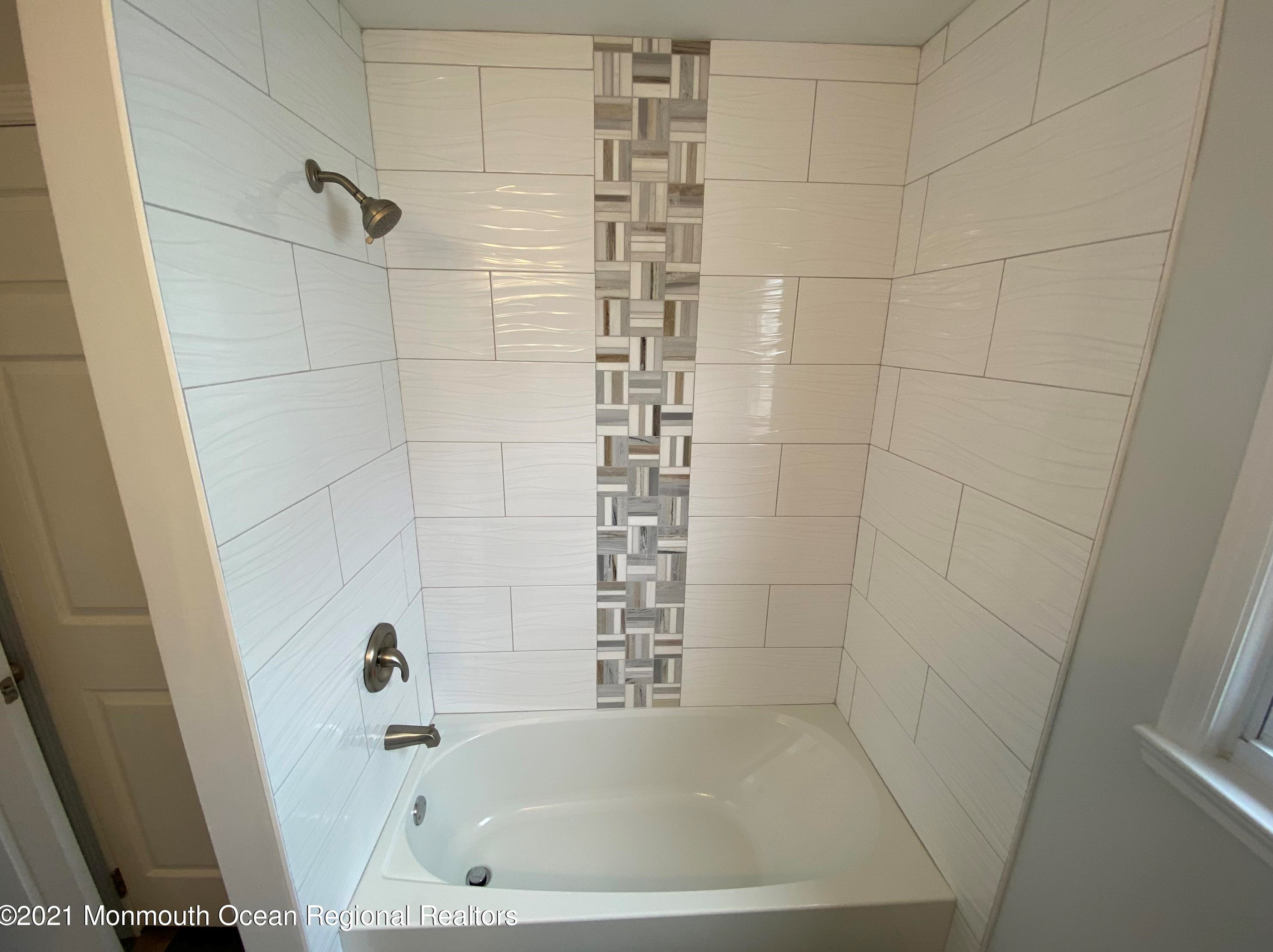87 Carlisle Rd, Toms River NJ  08757-5627 exterior