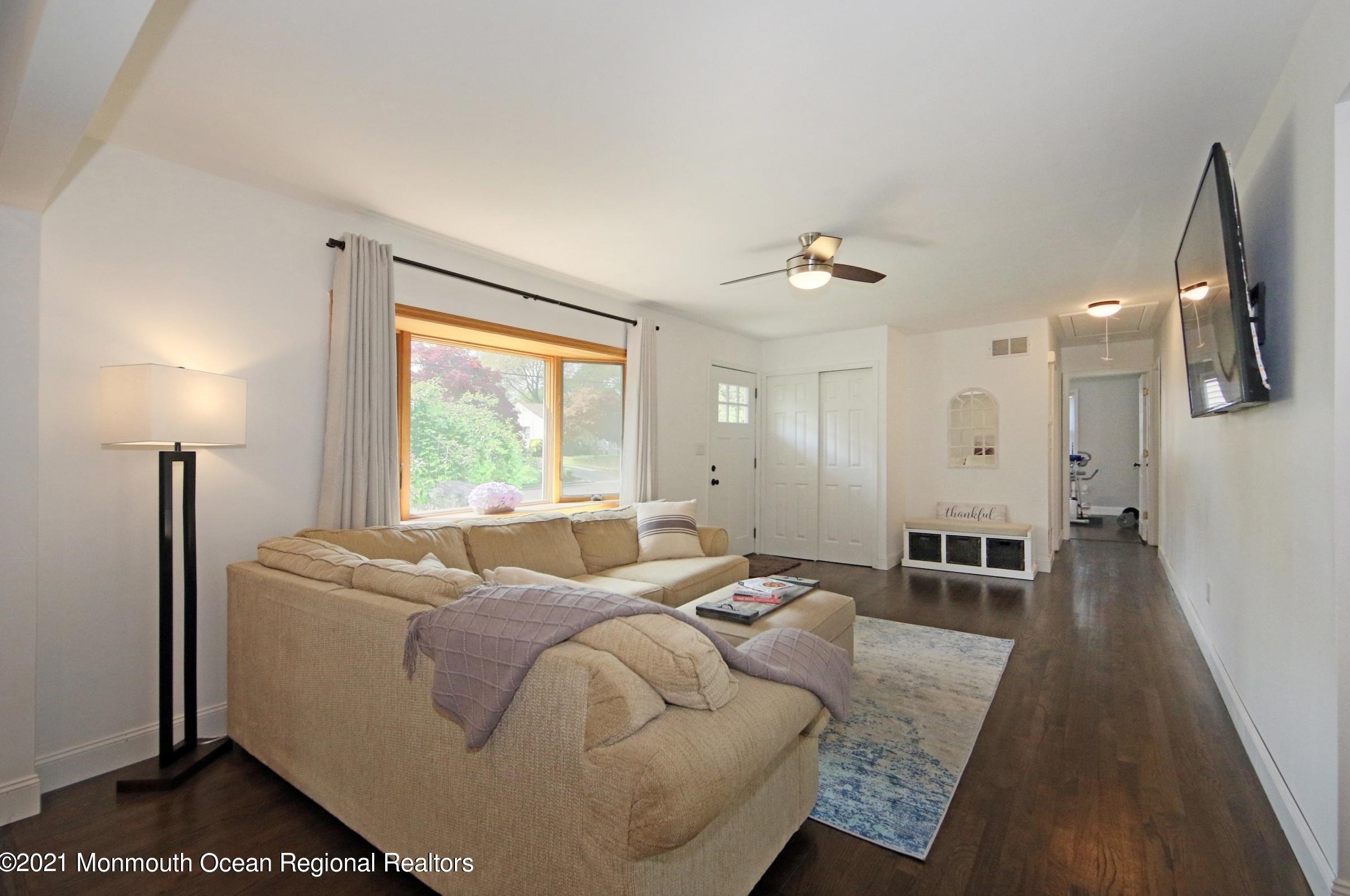 605 Turner Dr, Belford NJ  07718-1138 exterior