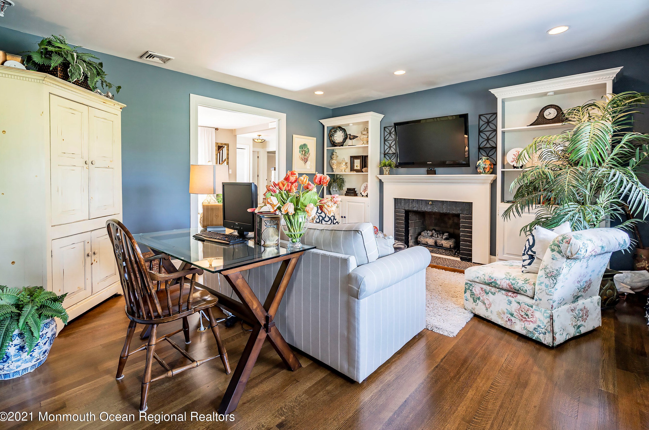 80 Gooseneck Point Rd, Oceanport NJ  07757-1404 exterior