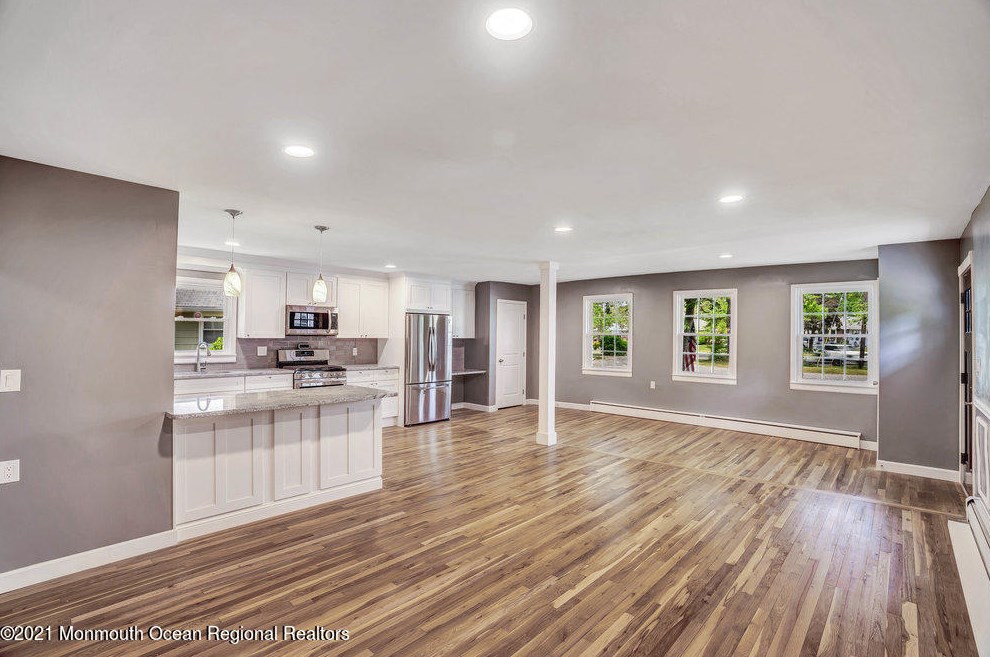 2129 Yorktowne Blvd, Toms River NJ  08753-1629 exterior