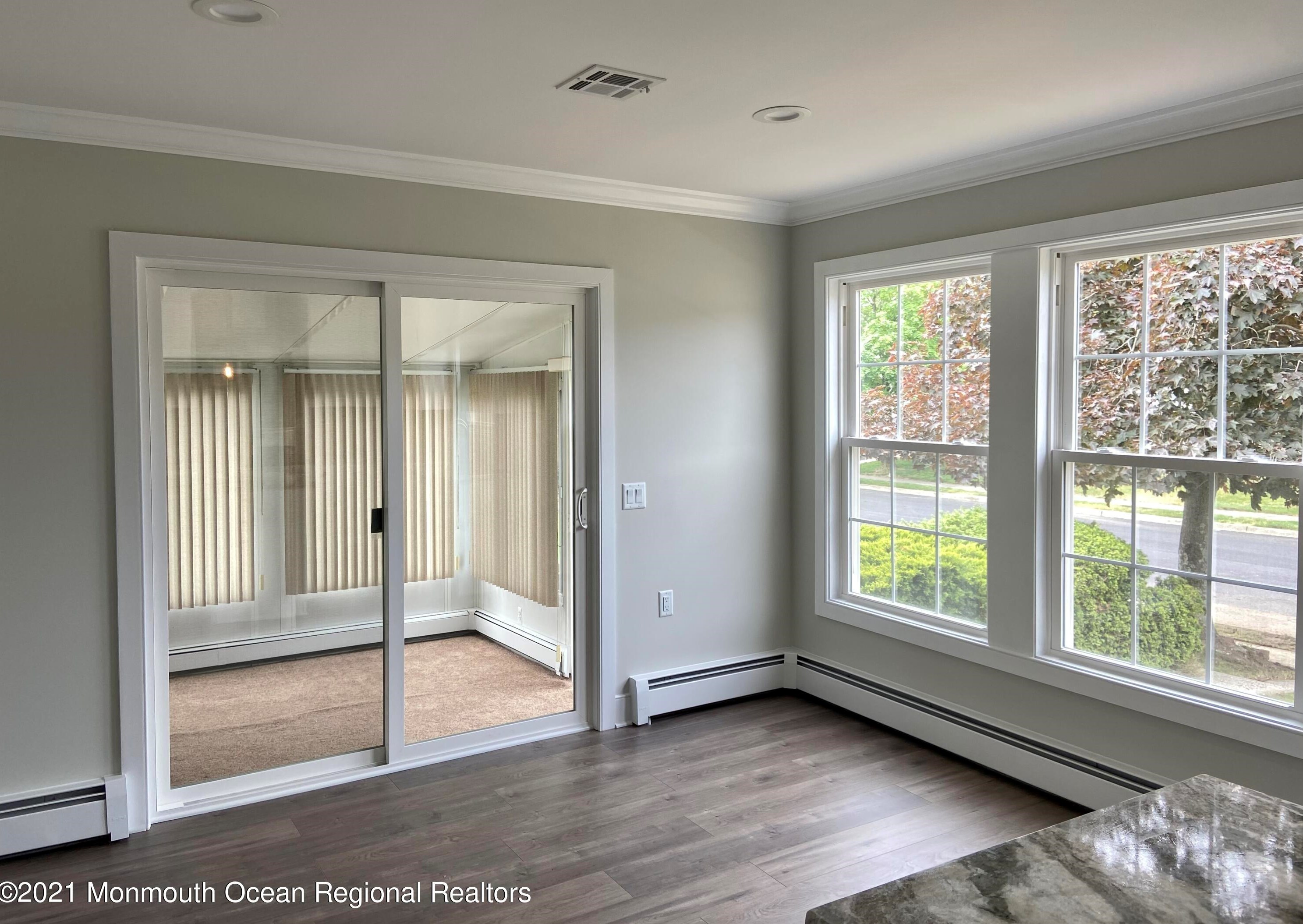 360 Costa Mesa Dr, Toms River NJ  08757-5767 exterior