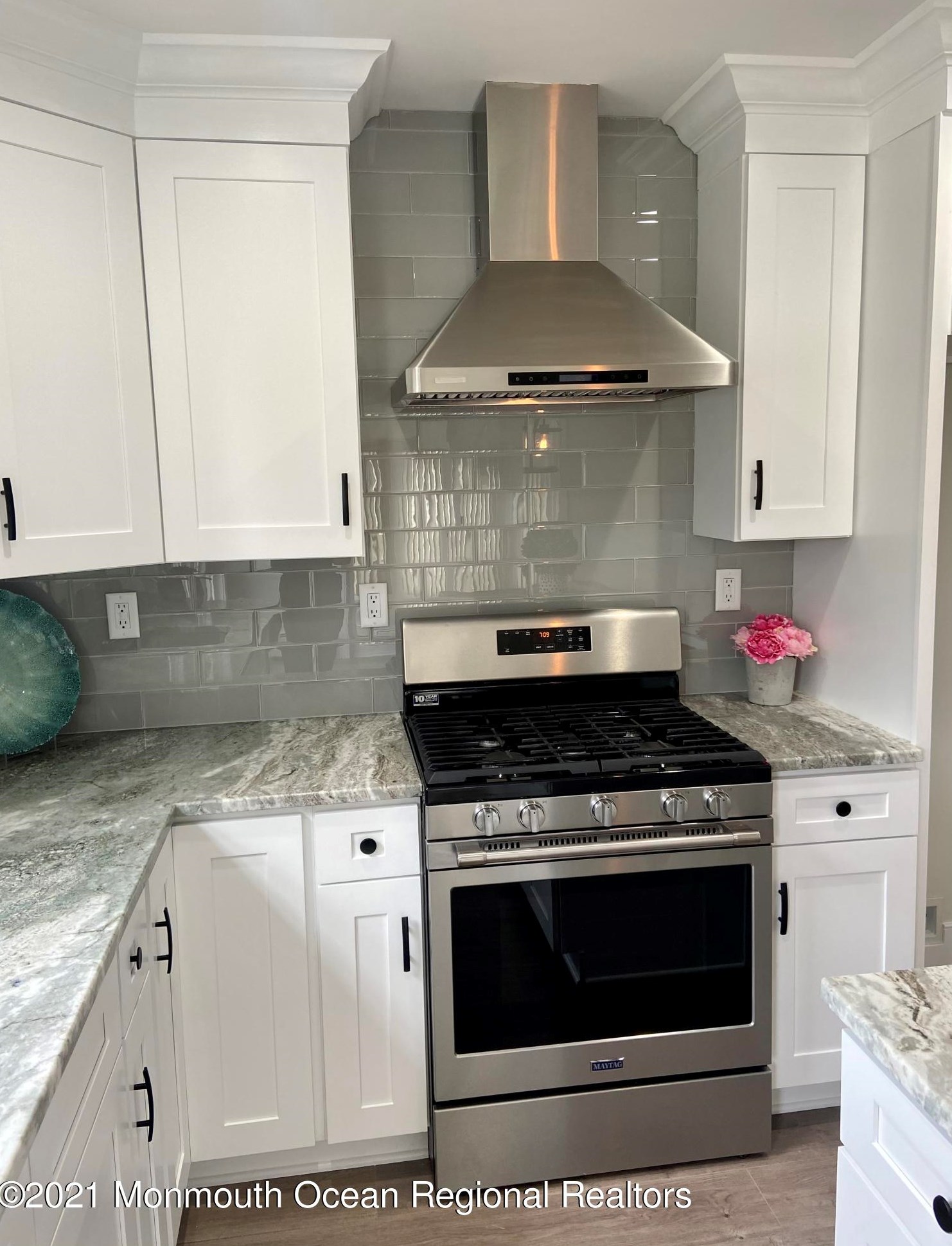 360 Costa Mesa Dr, Toms River NJ  08757-5767 exterior