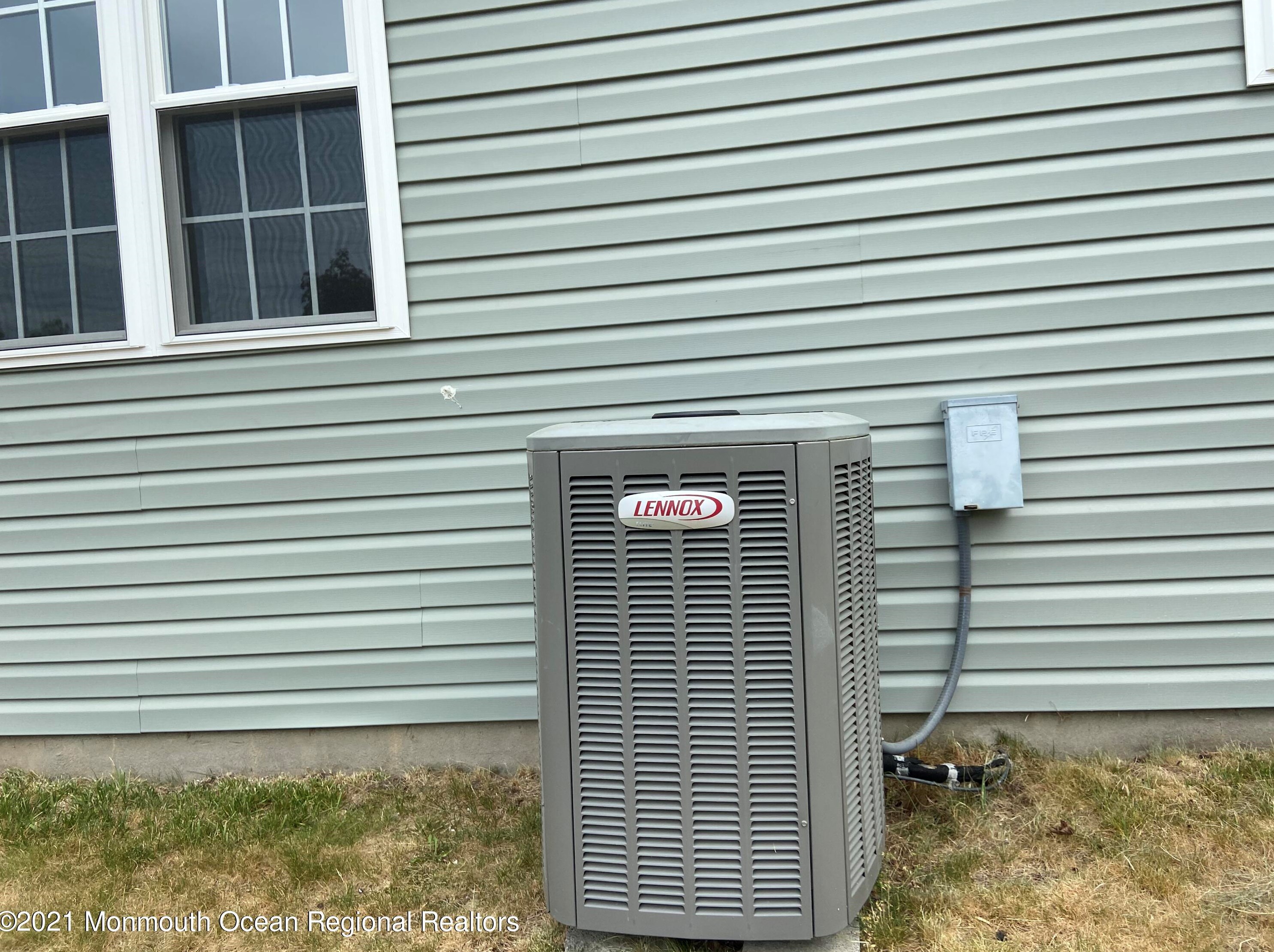 360 Costa Mesa Dr, Toms River NJ  08757-5767 exterior