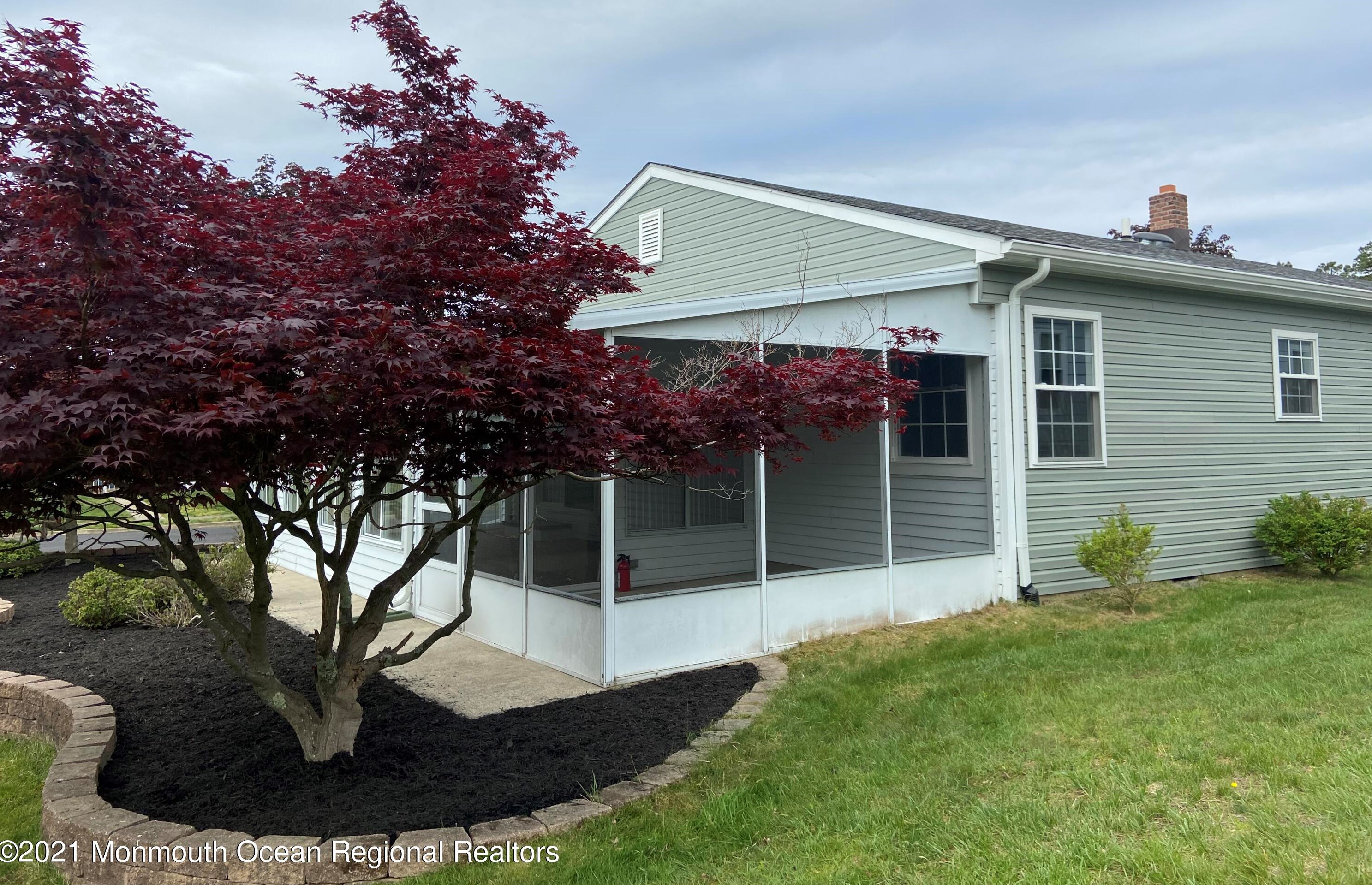 360 Costa Mesa Dr, Toms River NJ  08757-5767 exterior