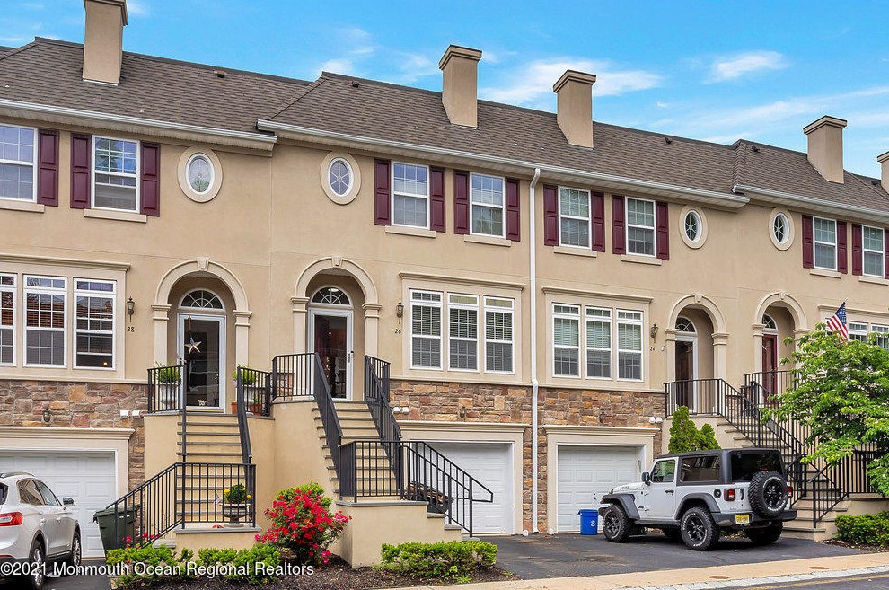 26 Aspen Way, Matawan NJ  07747-1905 exterior