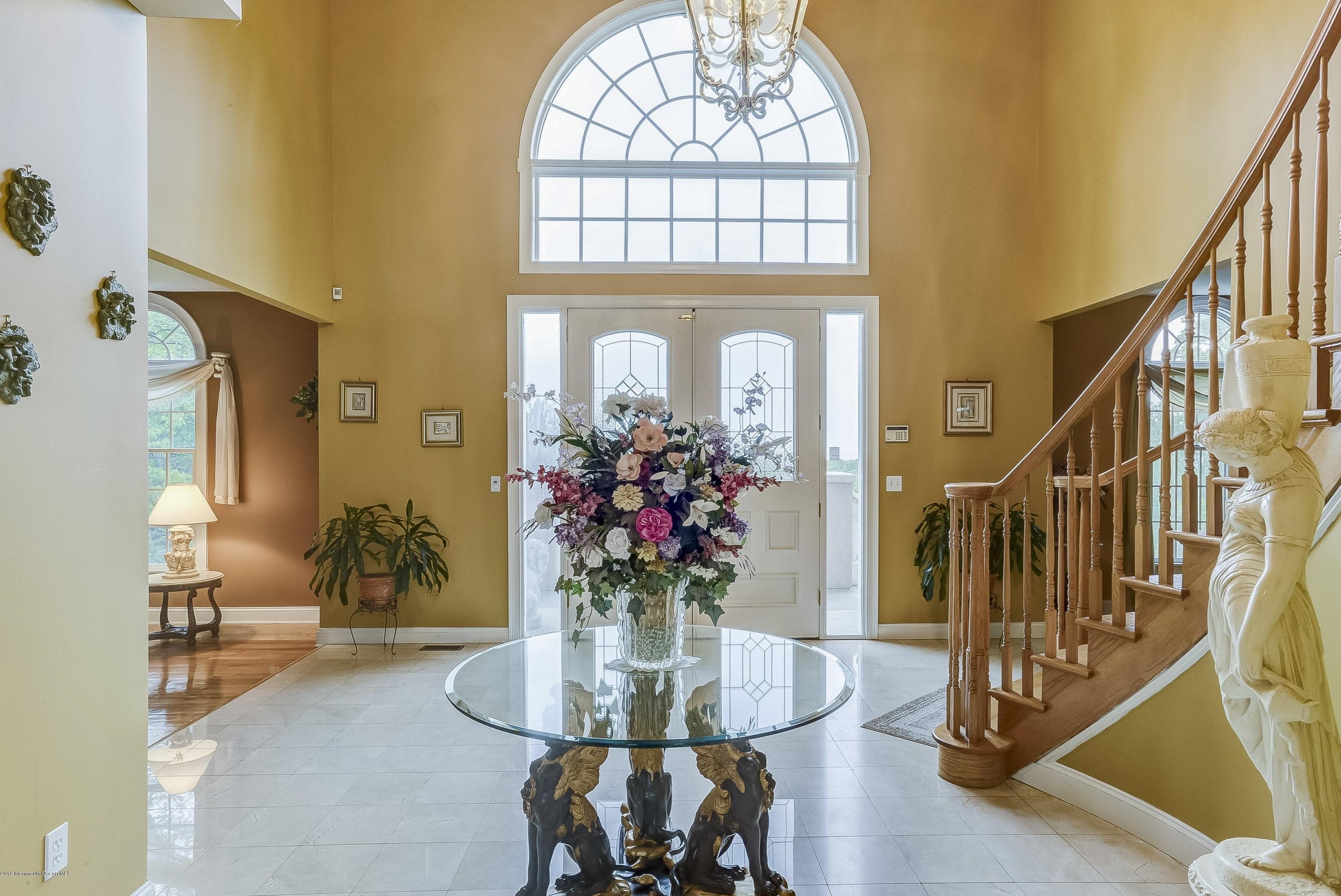 68 Takolusa Dr, Holmdel Village, NJ 07733