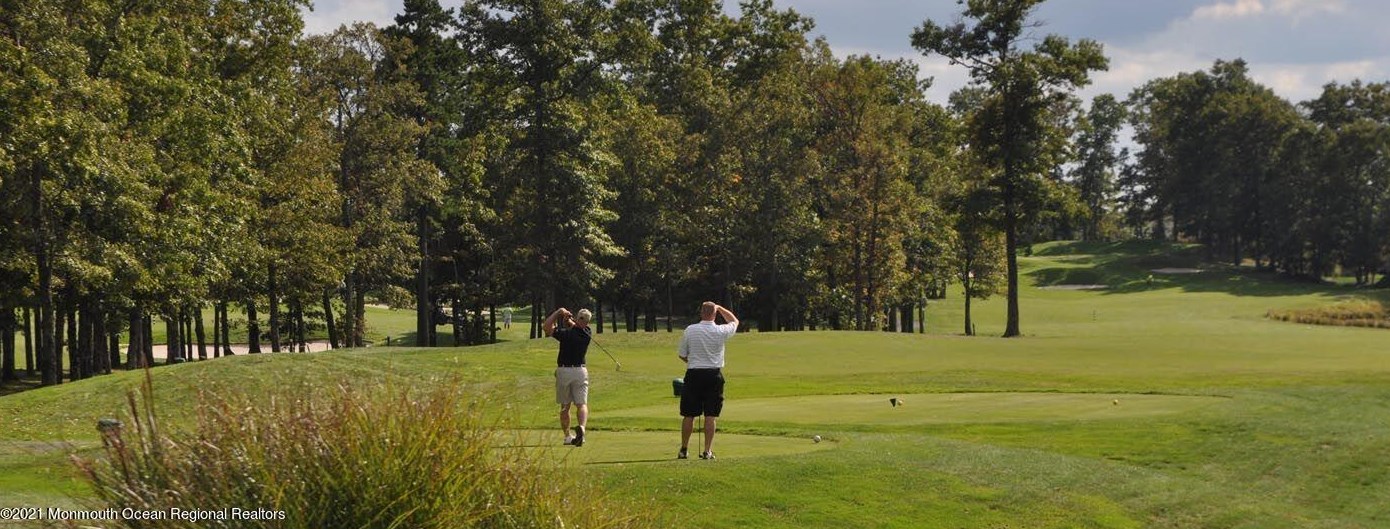 21 Crooked Stick Rd, Jackson Twp, NJ 08527