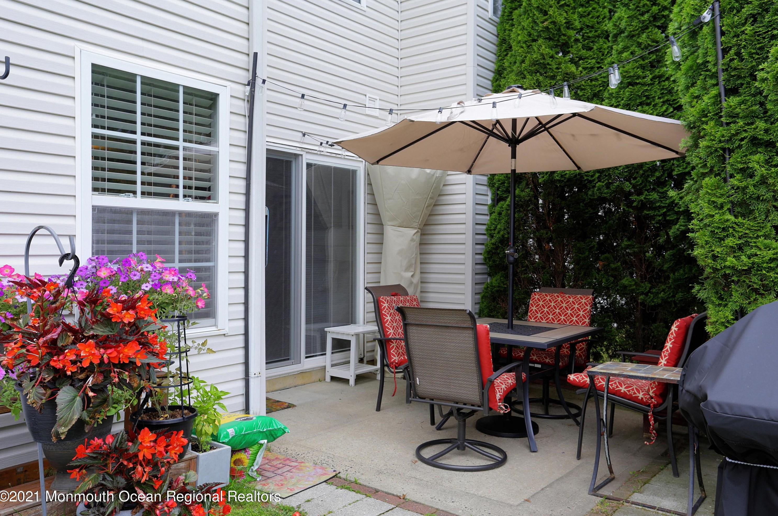 45 Hawthorne Dr, Wall Township NJ  07753-7585 exterior