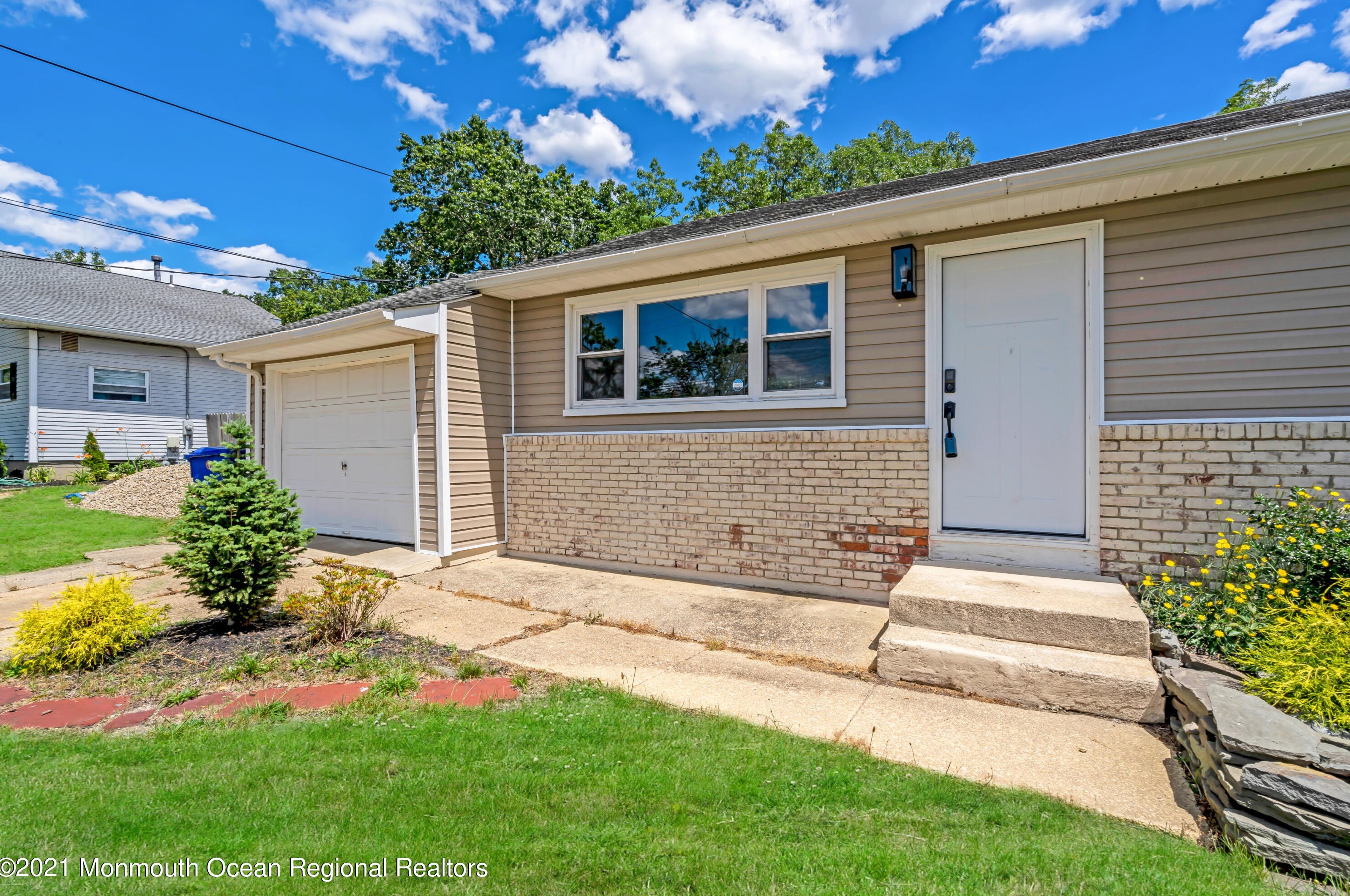 36 Harley Rd, Toms River NJ  08755-5024 exterior