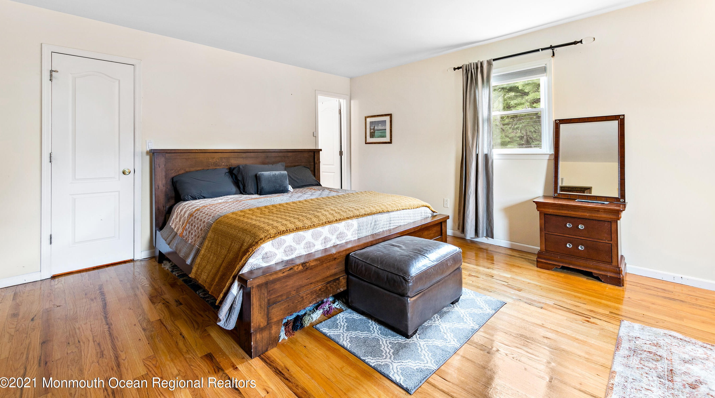 42 Hiawatha Ave, Oceanport NJ  07757-1606 exterior