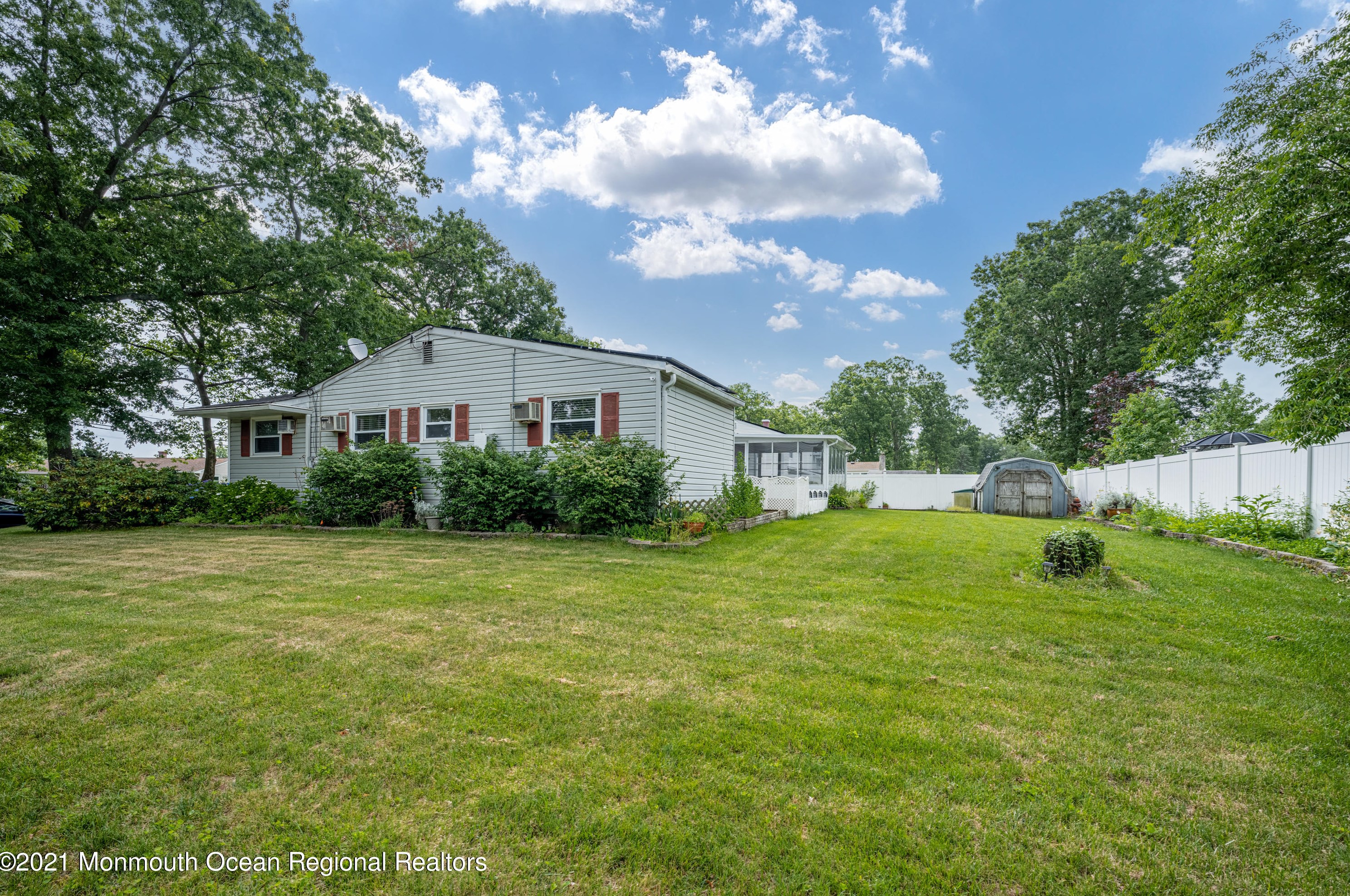 1067 Crystal Dr, Toms River NJ  08753-3823 exterior