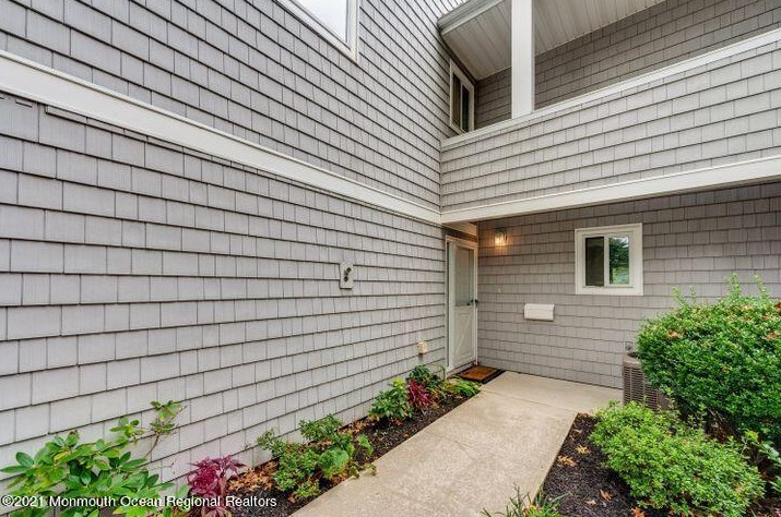 3 Locust Way, Wall Township NJ  07762-2108 exterior