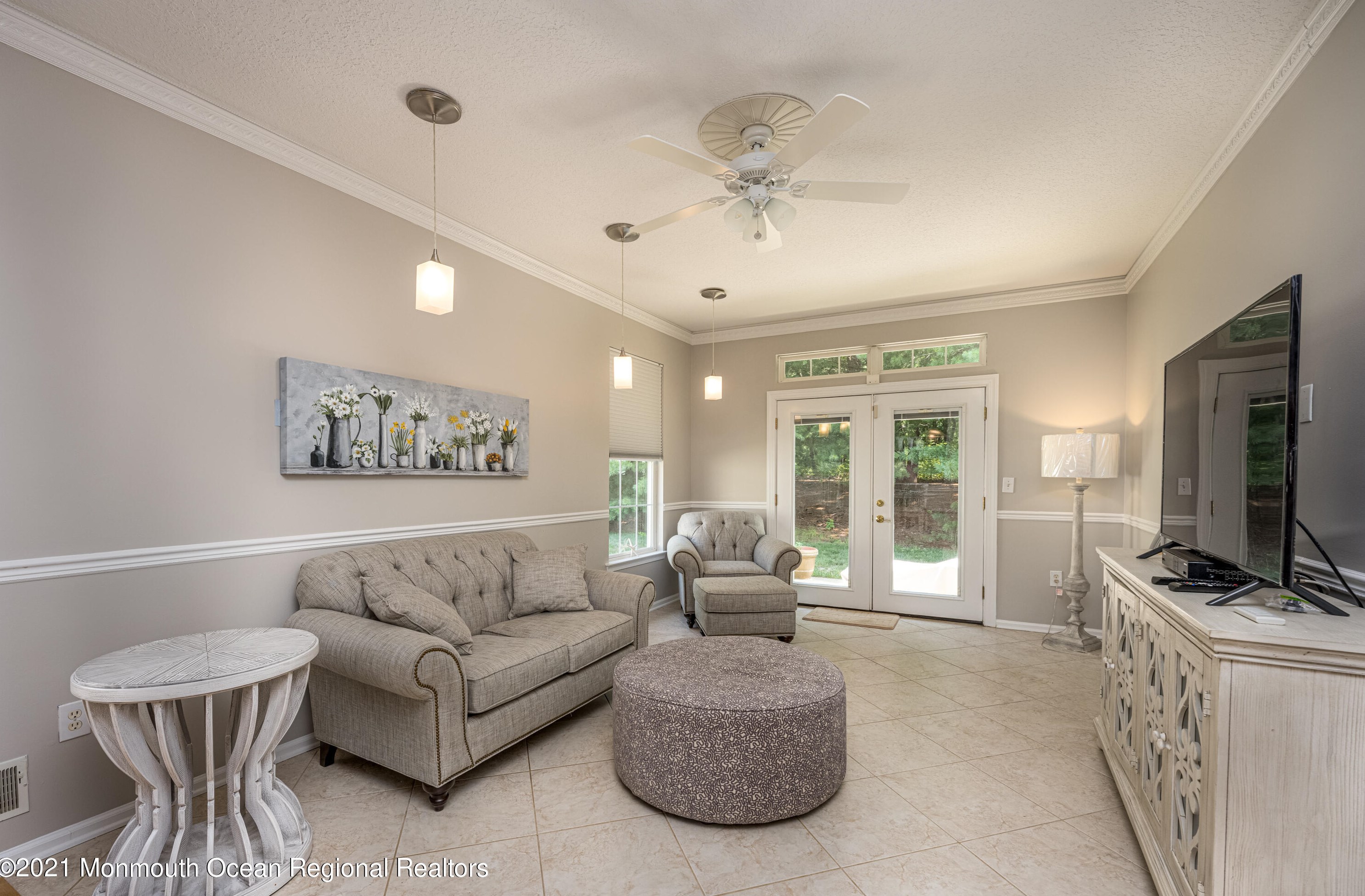 14 Autumn Rise Ln, Lakewood, NJ 08701