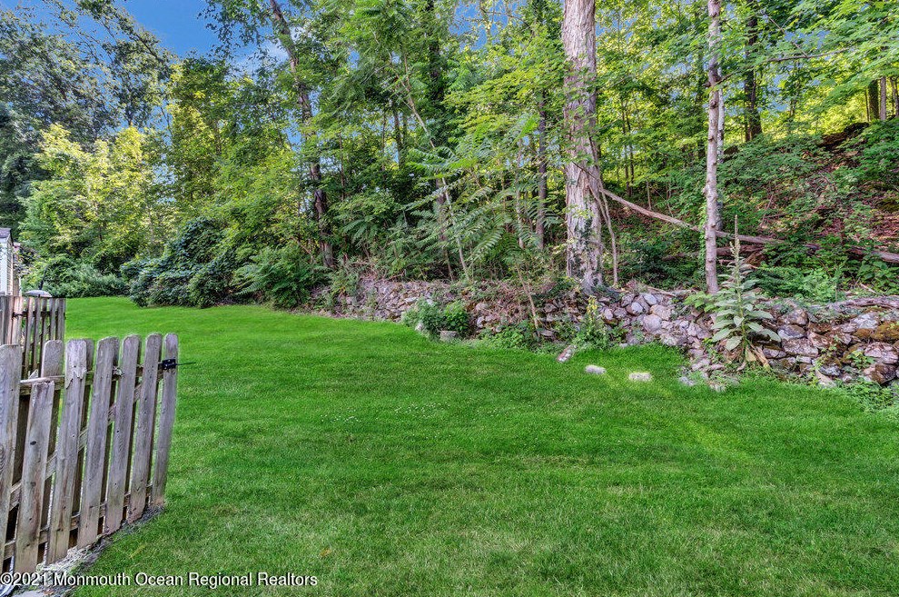 33 Shady Ln, Hardyston NJ  07419-9776 exterior