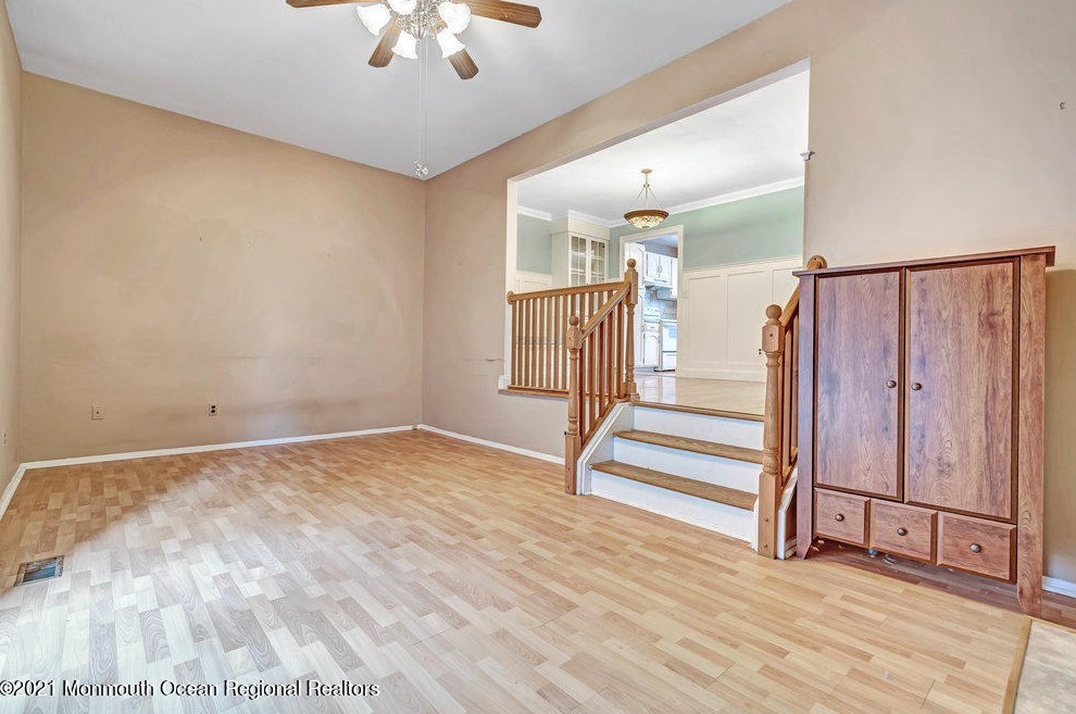 33 Shady Ln, Hardyston NJ  07419-9776 exterior