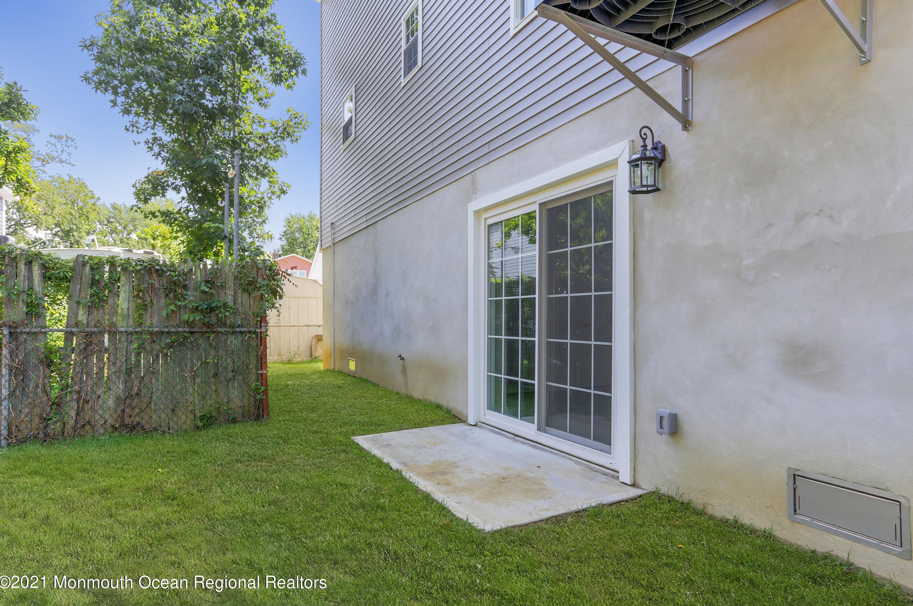 226 Twilight Ave, Ideal Beach NJ  07734-1960 exterior