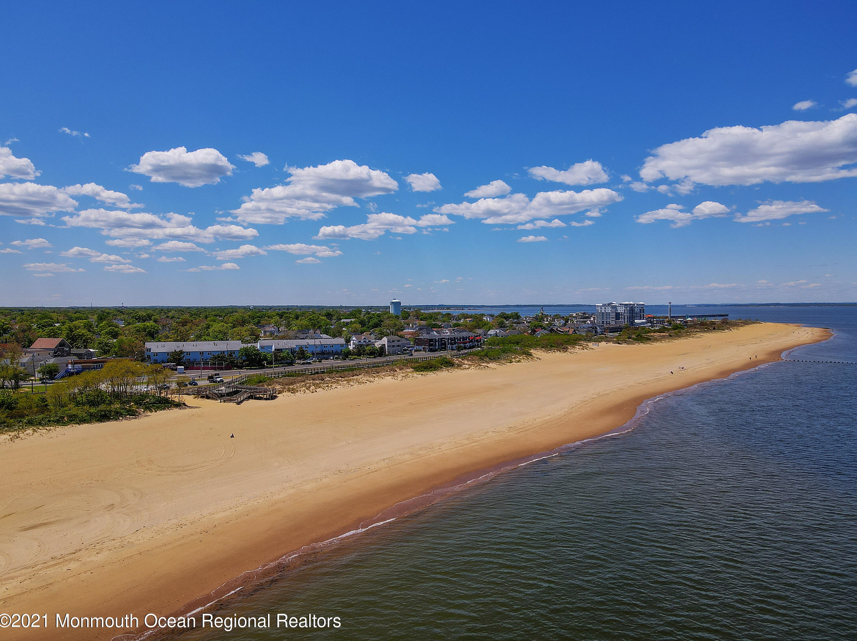 226 Twilight Ave, Ideal Beach NJ  07734-1960 exterior