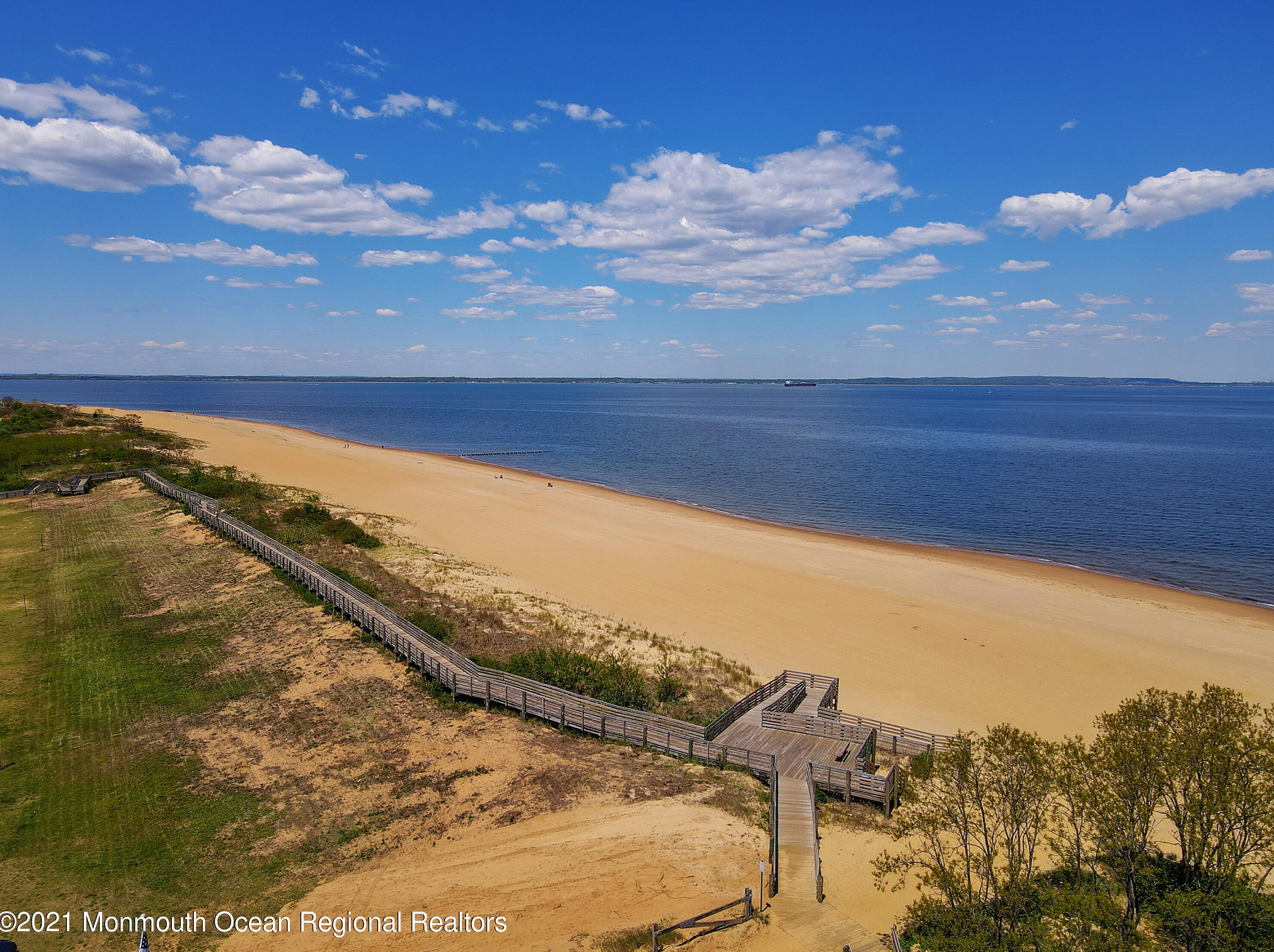 226 Twilight Ave, Ideal Beach NJ  07734-1960 exterior