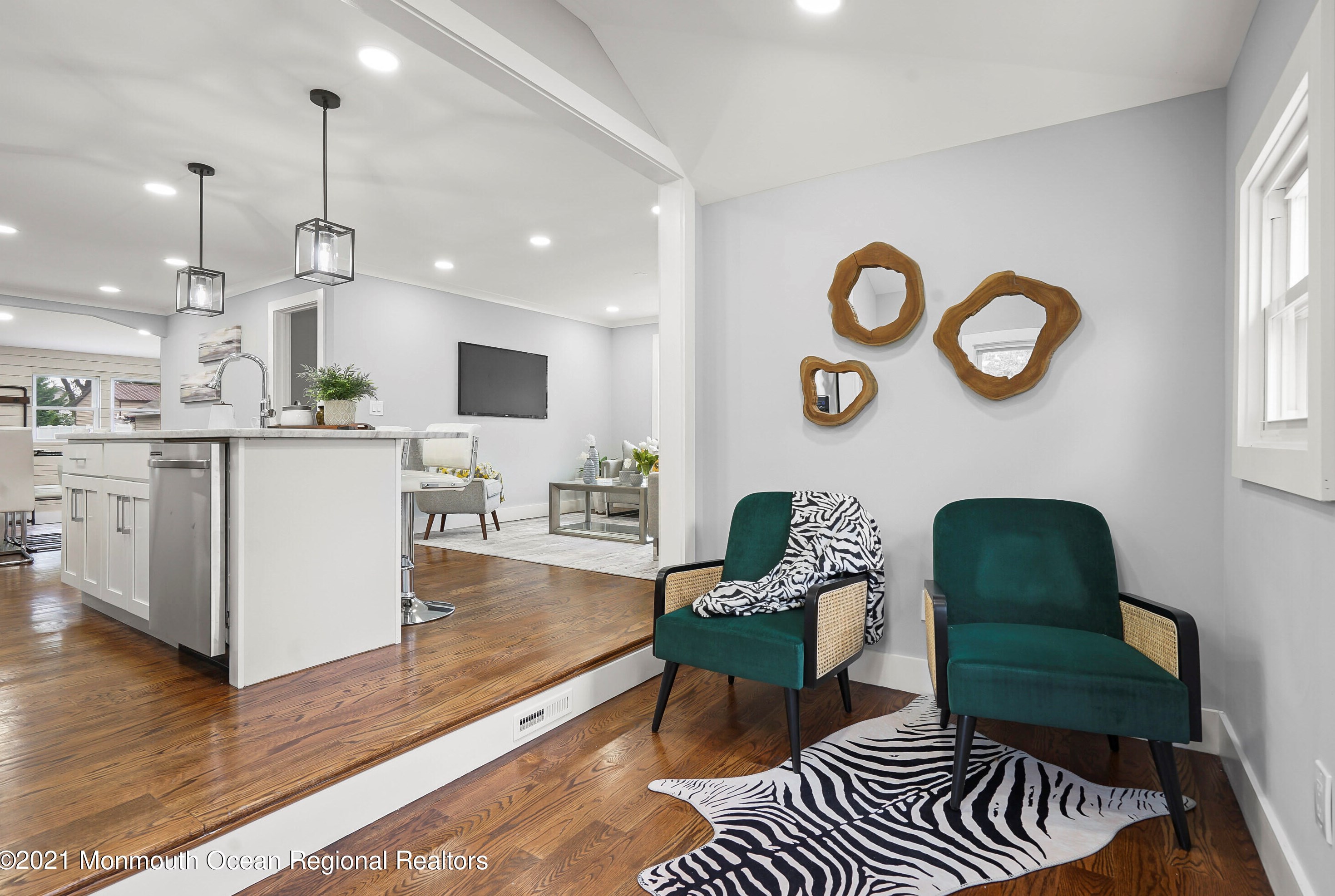 4 4th St, Matawan NJ  07747-2316 exterior