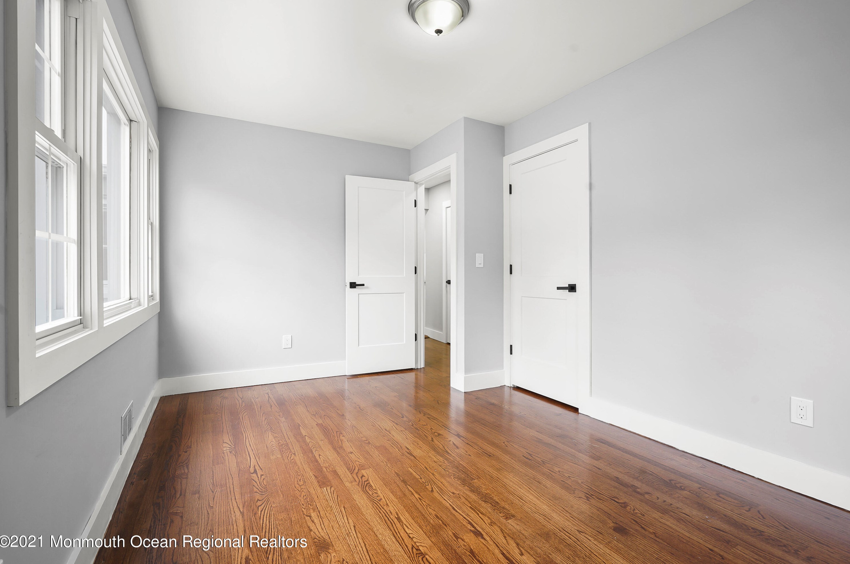 4 4th St, Matawan NJ  07747-2316 exterior