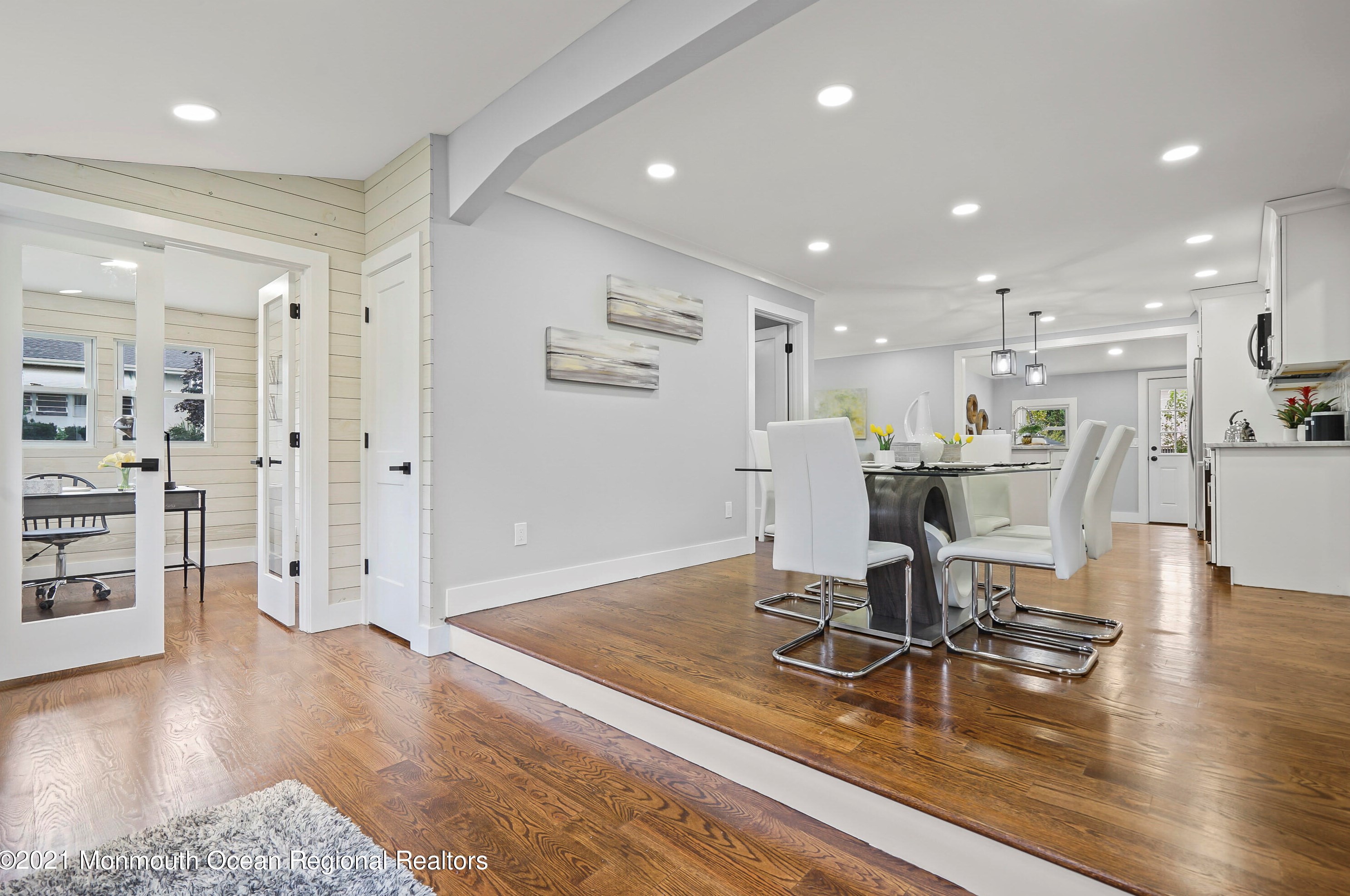 4 4th St, Matawan NJ  07747-2316 exterior