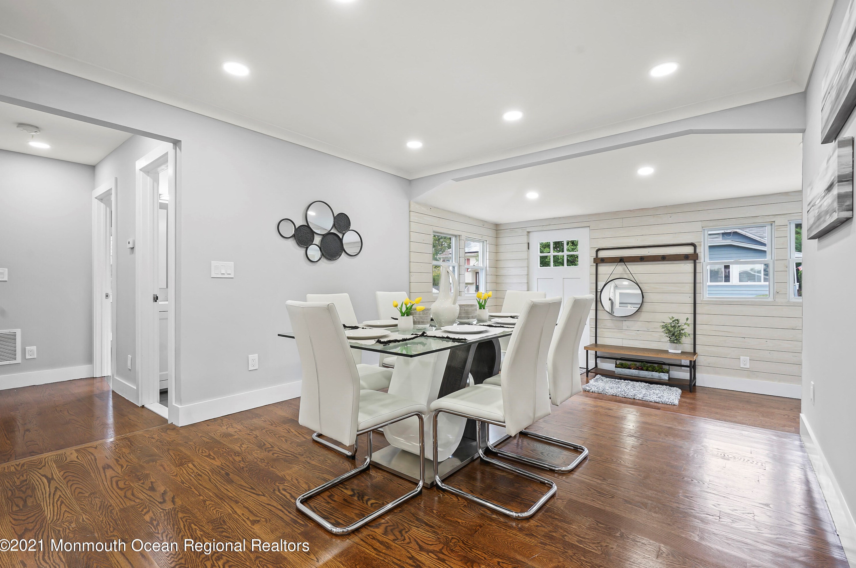 4 4th St, Matawan NJ  07747-2316 exterior