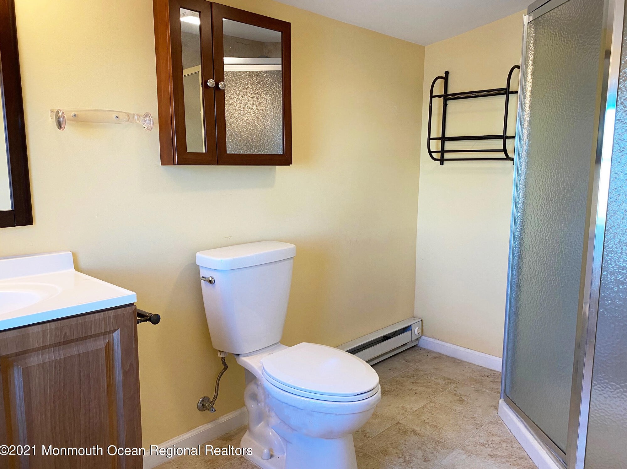 1064 Radio Rd, Tuckerton NJ  08087-1517 exterior