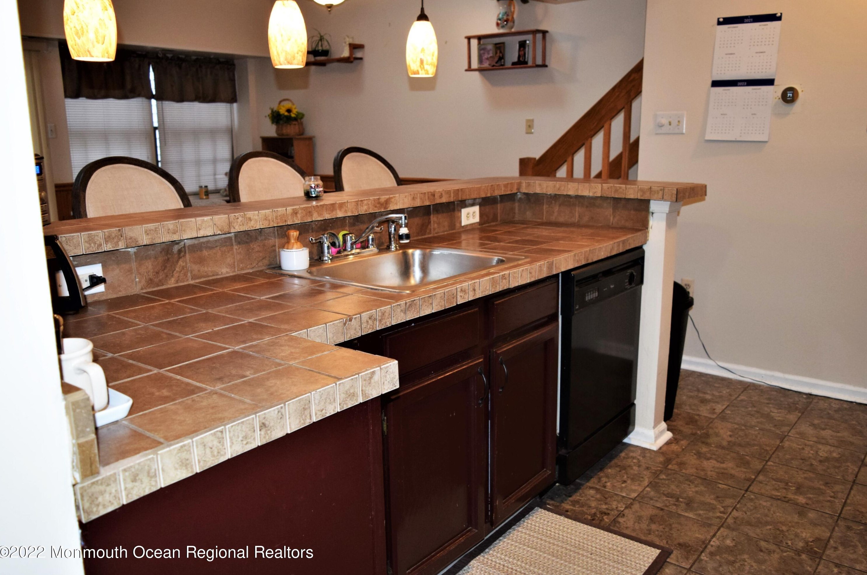99 Westchester Dr, Tuckerton NJ  08087-3013 exterior
