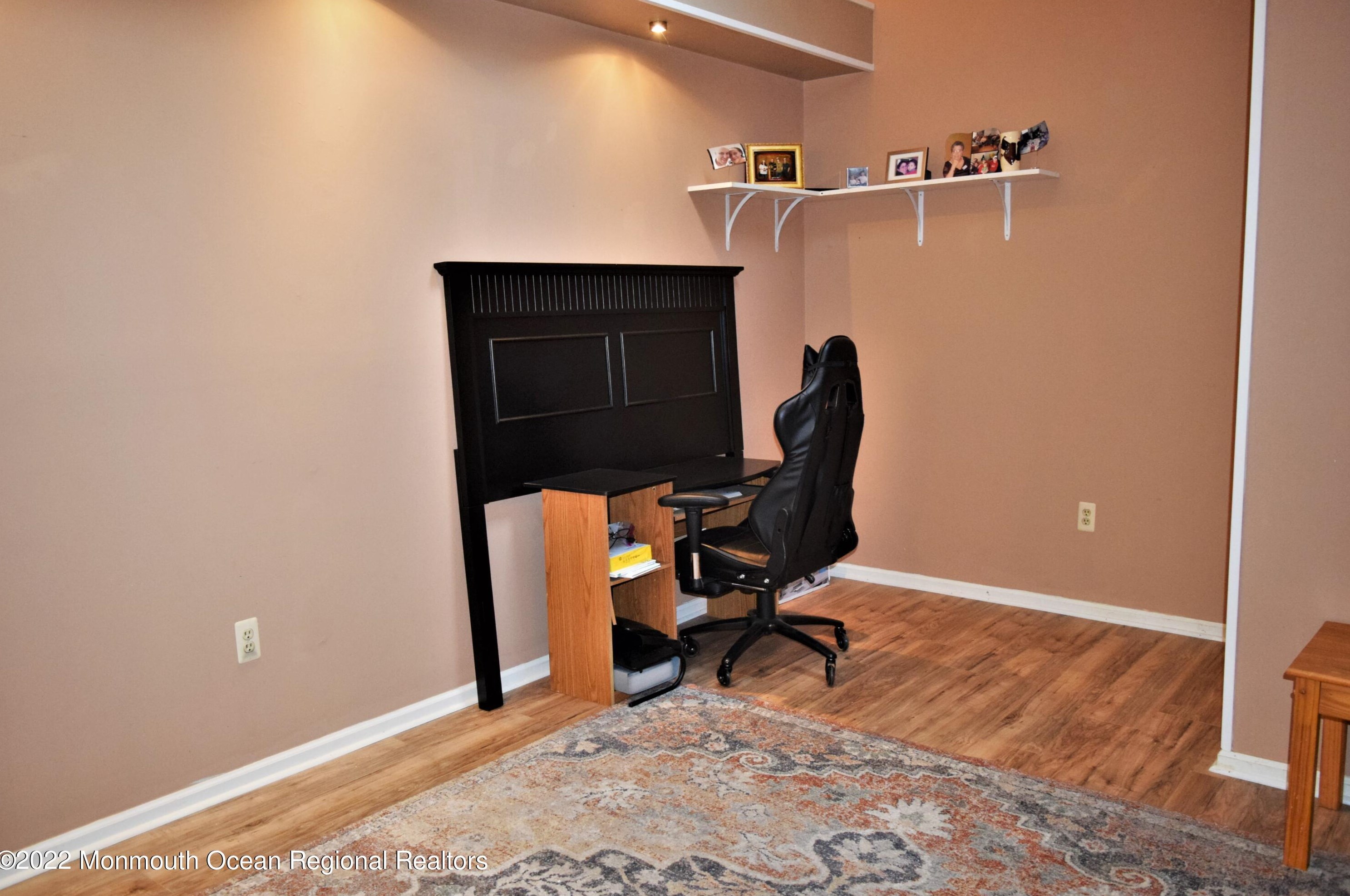 99 Westchester Dr, Tuckerton NJ  08087-3013 exterior