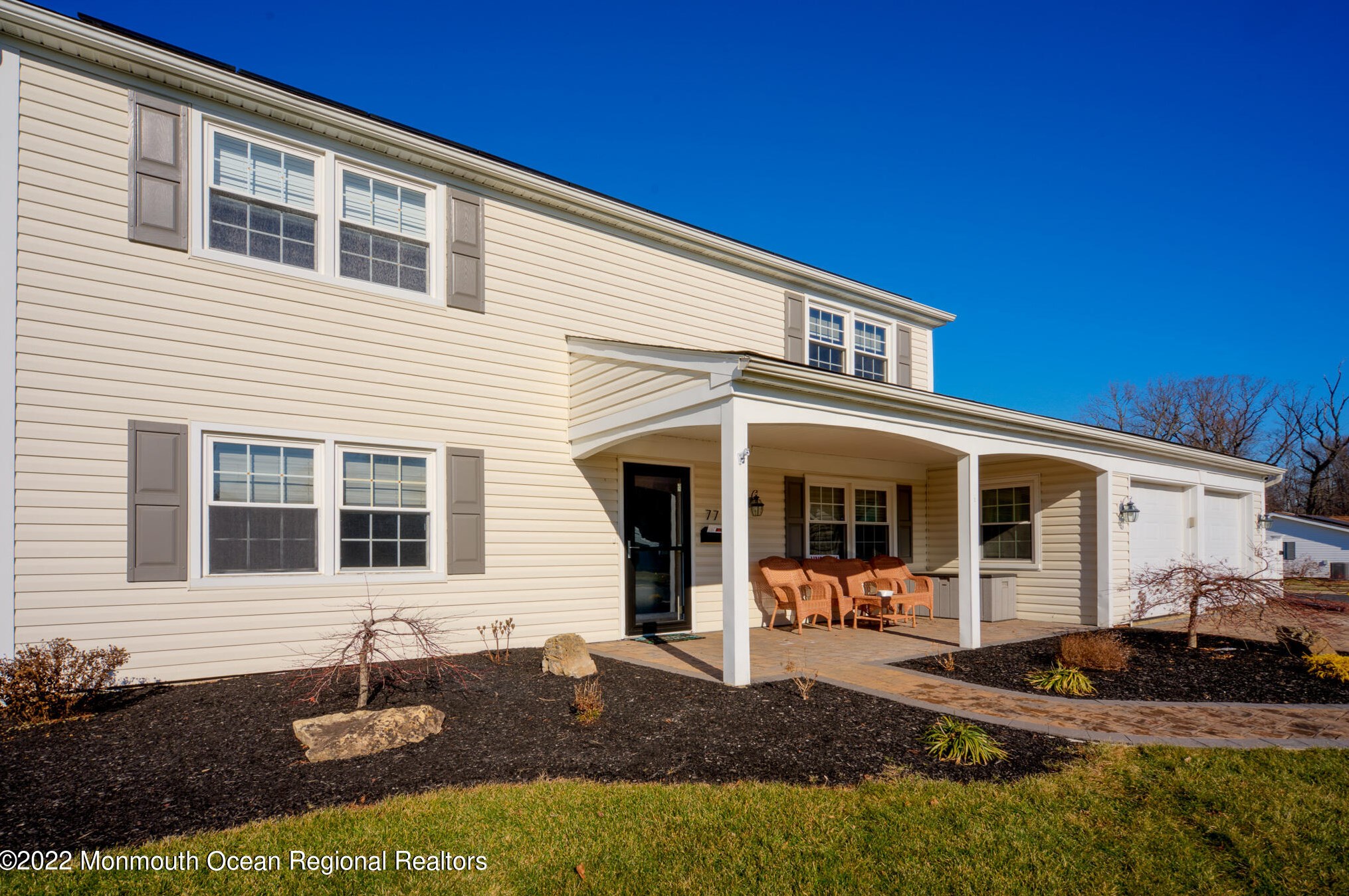 77 Bechstein Dr, Matawan NJ  07747-2331 exterior