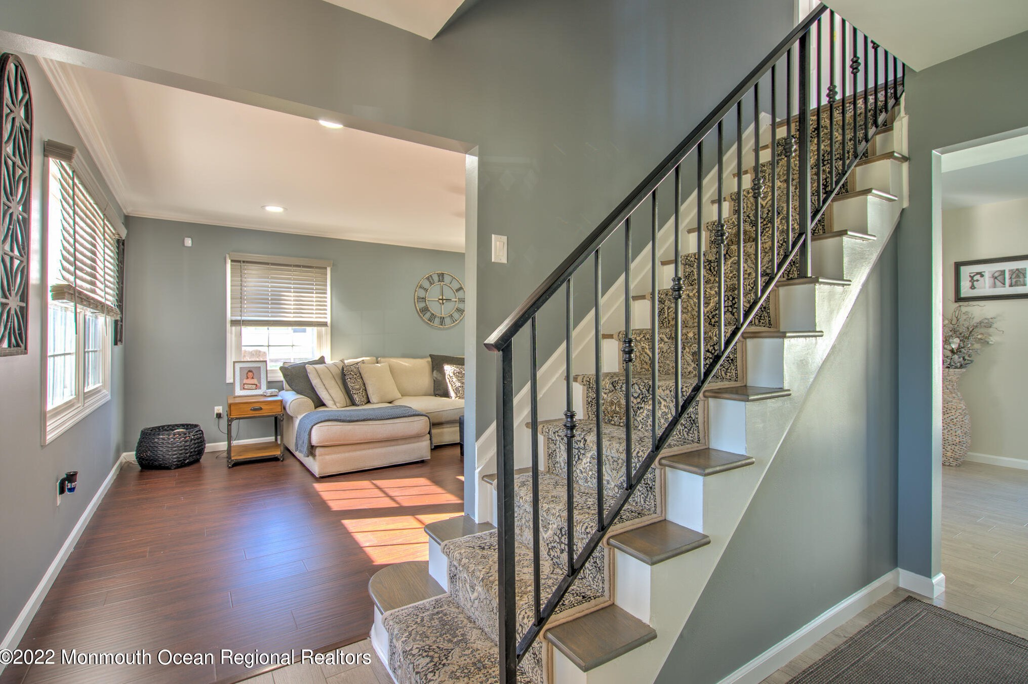 77 Bechstein Dr, Matawan NJ  07747-2331 exterior
