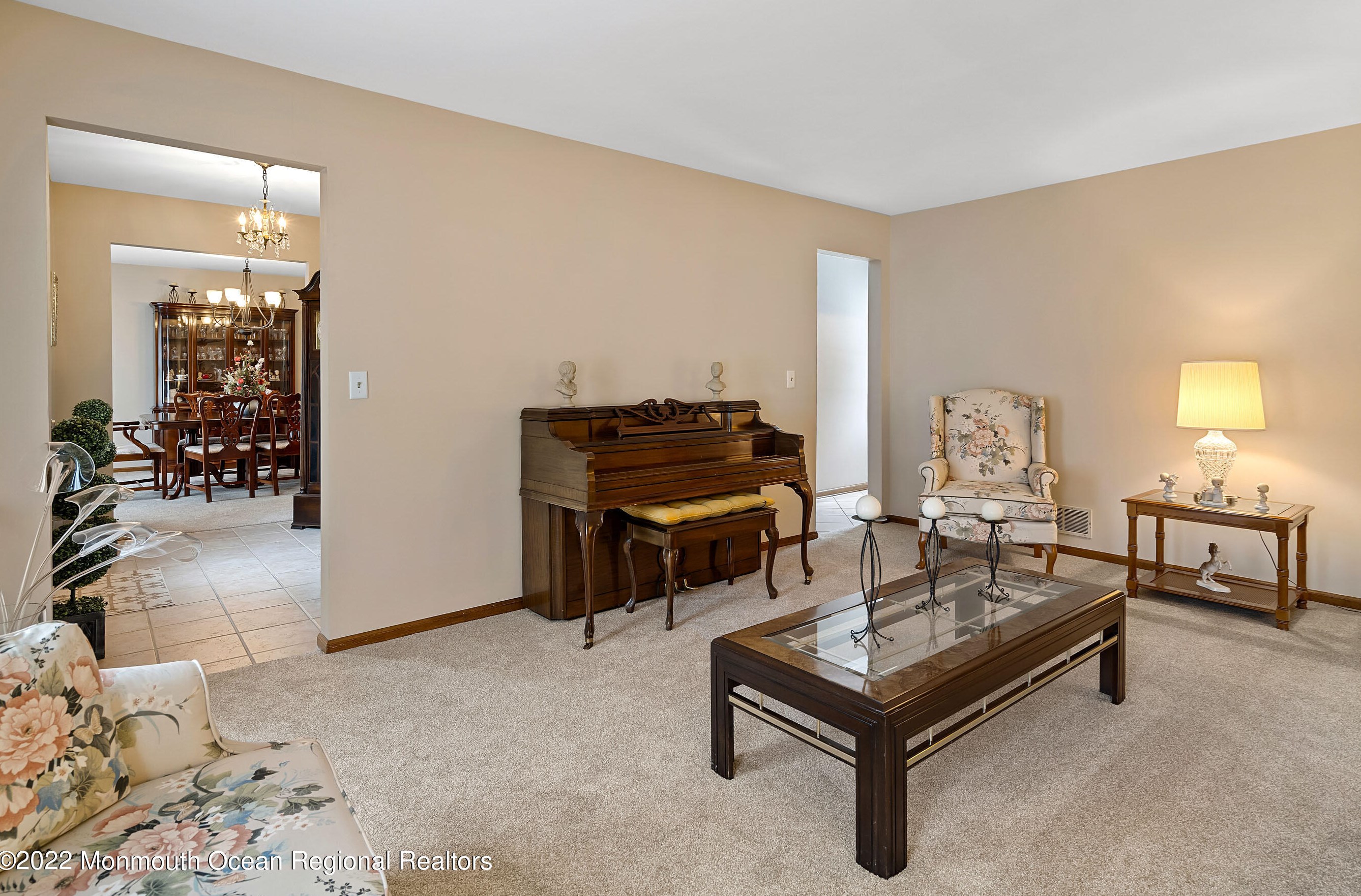 700 Michael Dr, Toms River NJ 08753-5687 exterior