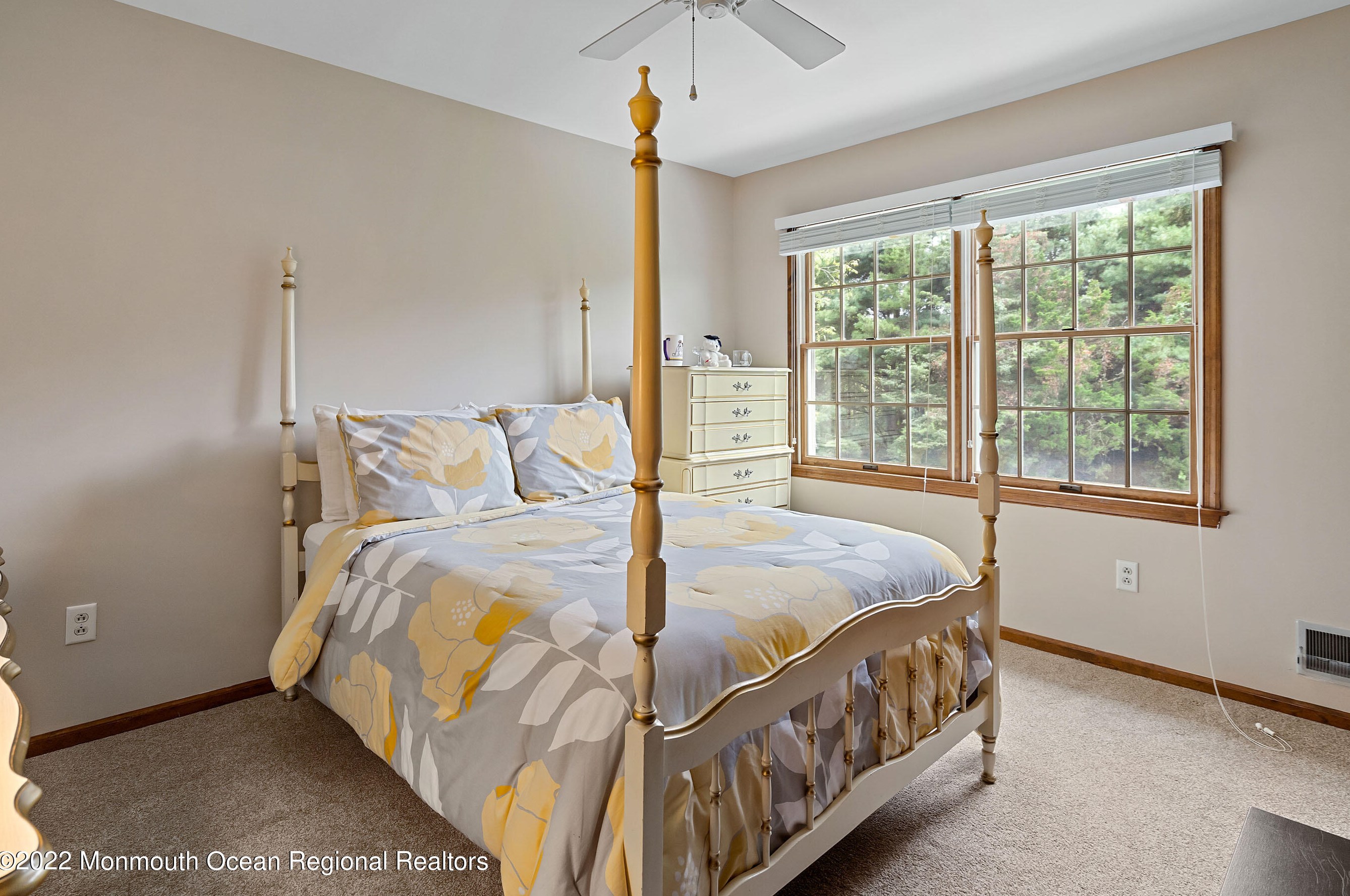 700 Michael Dr, Toms River NJ 08753-5687 exterior