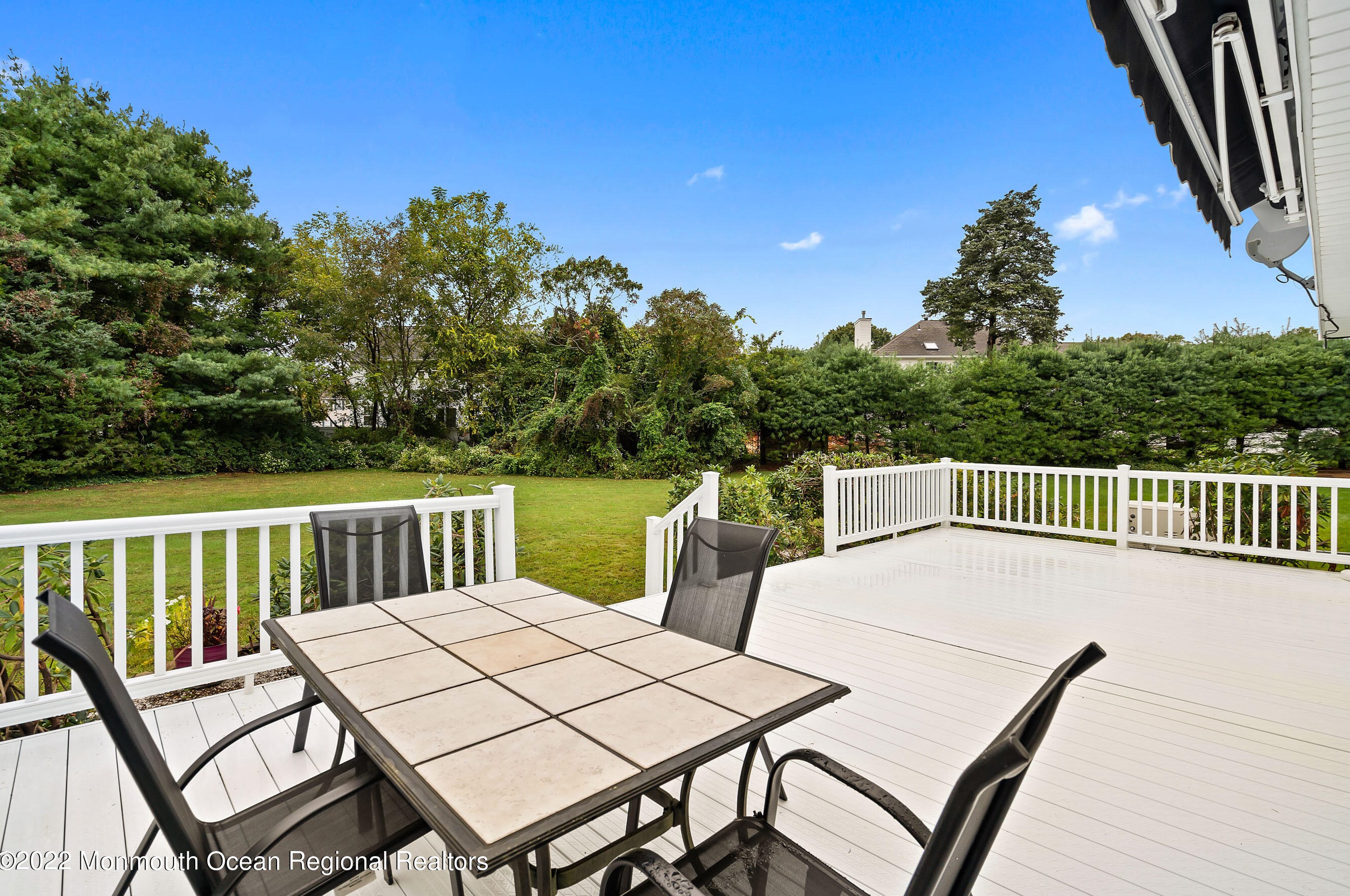 700 Michael Dr, Toms River NJ 08753-5687 exterior