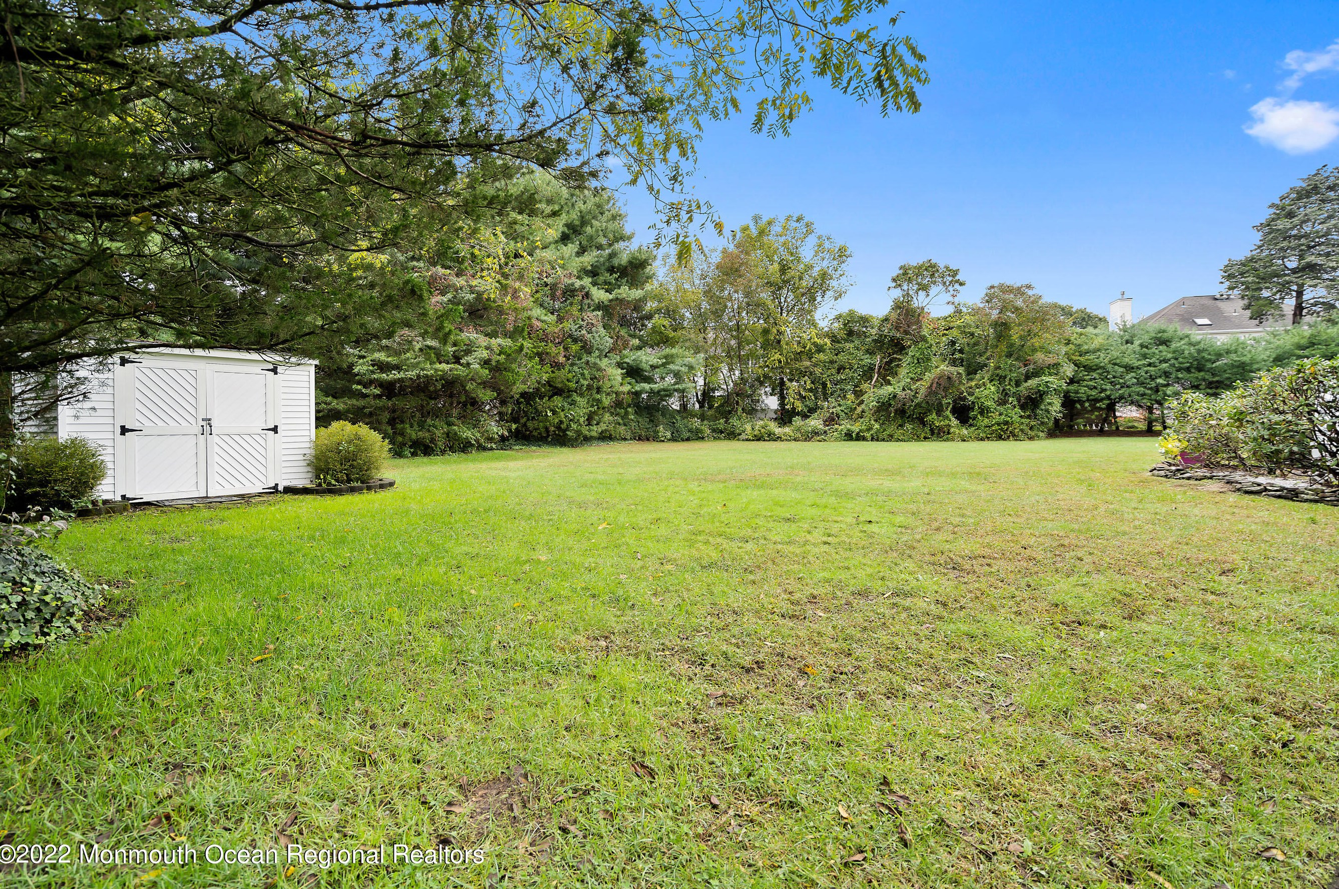 700 Michael Dr, Toms River NJ 08753-5687 exterior