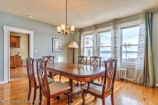 613 Bayside Ave, Beachwood NJ  08722-4109 exterior