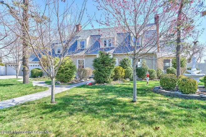 613 Bayside Ave, Beachwood NJ  08722-4109 exterior