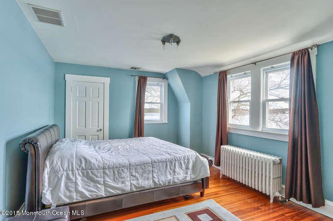 613 Bayside Ave, Beachwood NJ  08722-4109 exterior