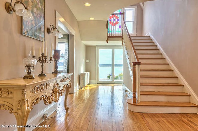 613 Bayside Ave, Beachwood NJ  08722-4109 exterior