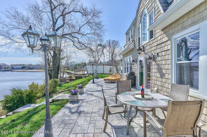 613 Bayside Ave, Beachwood NJ  08722-4109 exterior