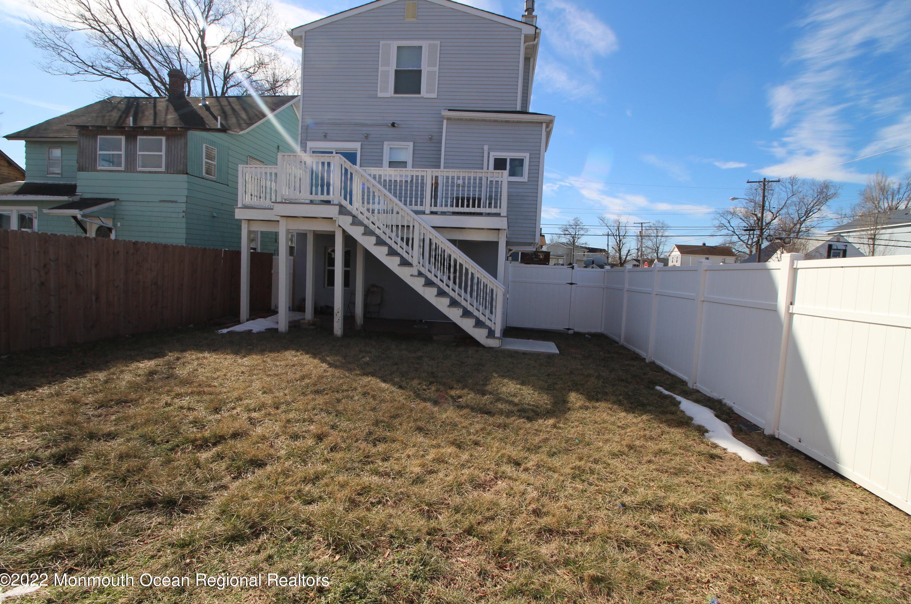 45 Woodland Ave, Ideal Beach NJ  07734-1641 exterior