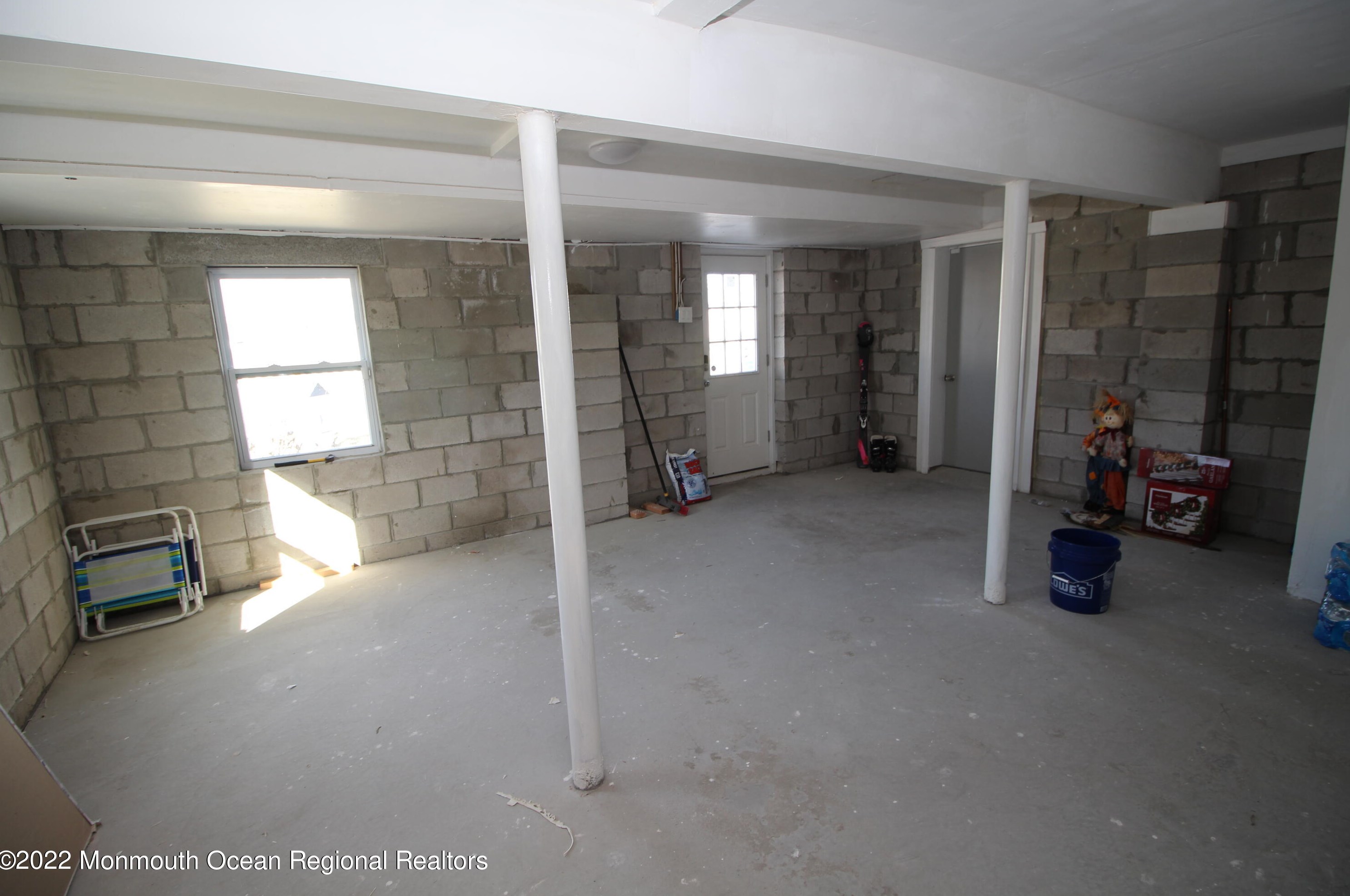 45 Woodland Ave, Ideal Beach NJ  07734-1641 exterior