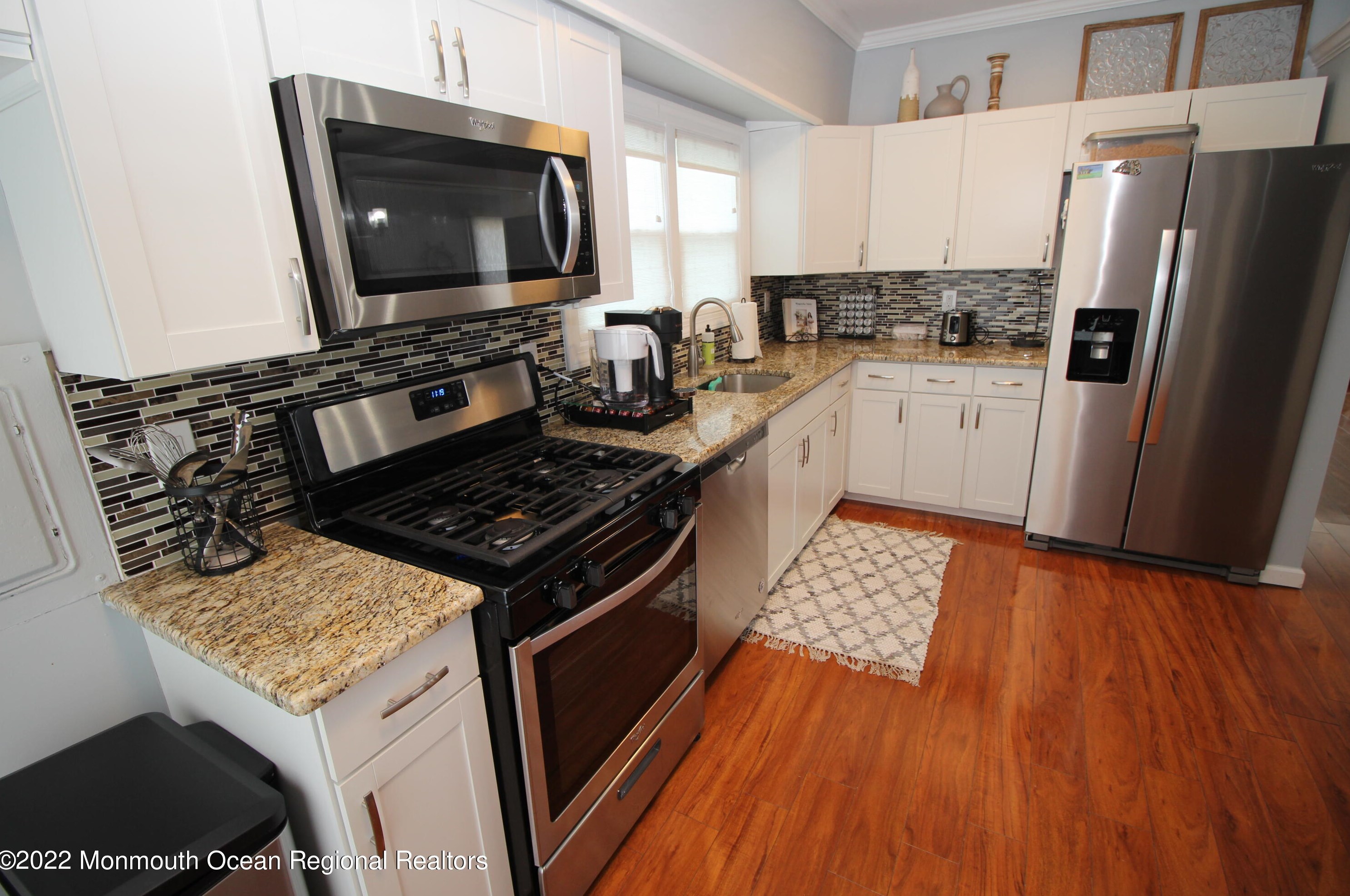 45 Woodland Ave, Ideal Beach NJ  07734-1641 exterior